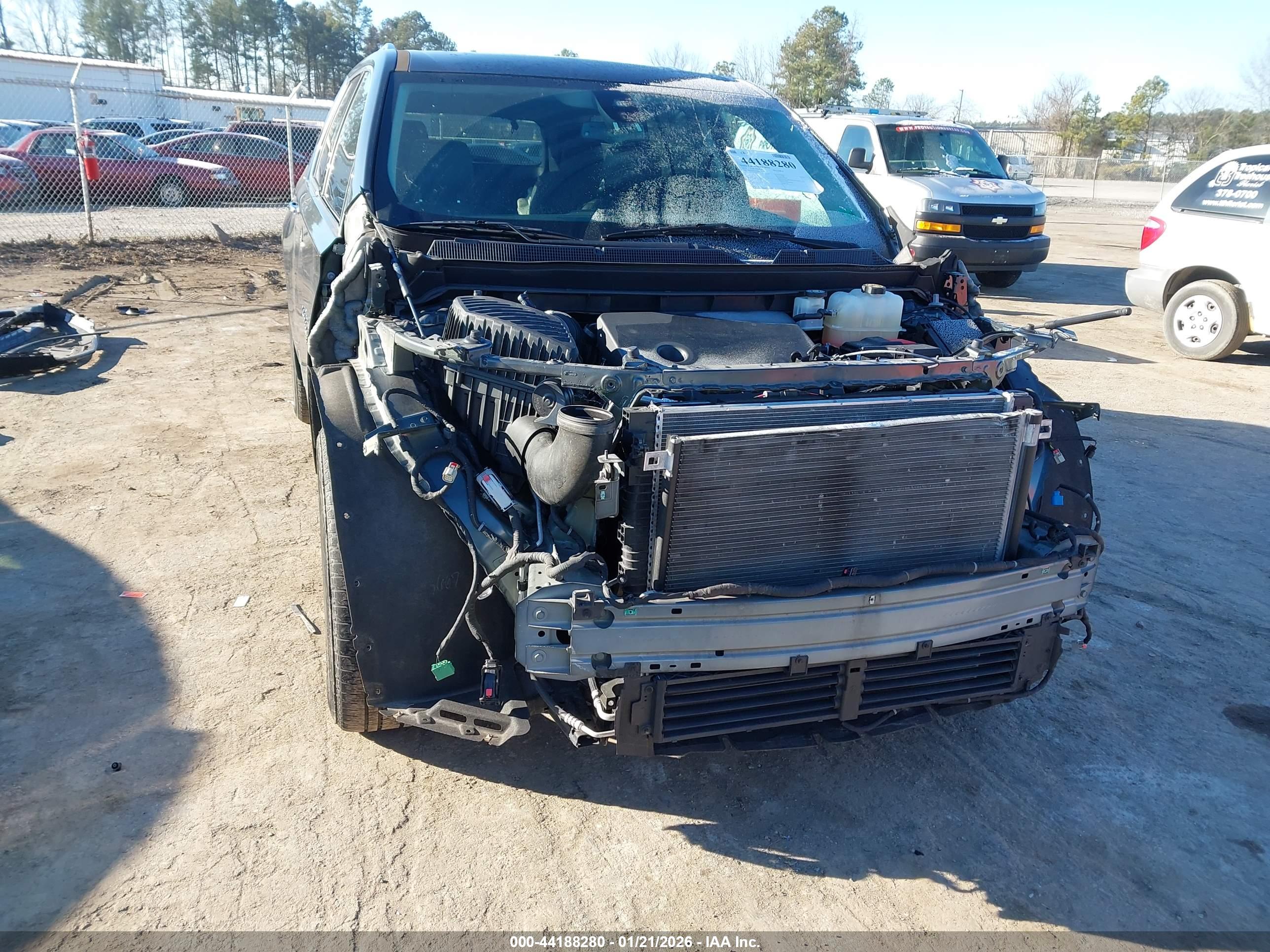 CHEVROLET TRAVERSE image 6