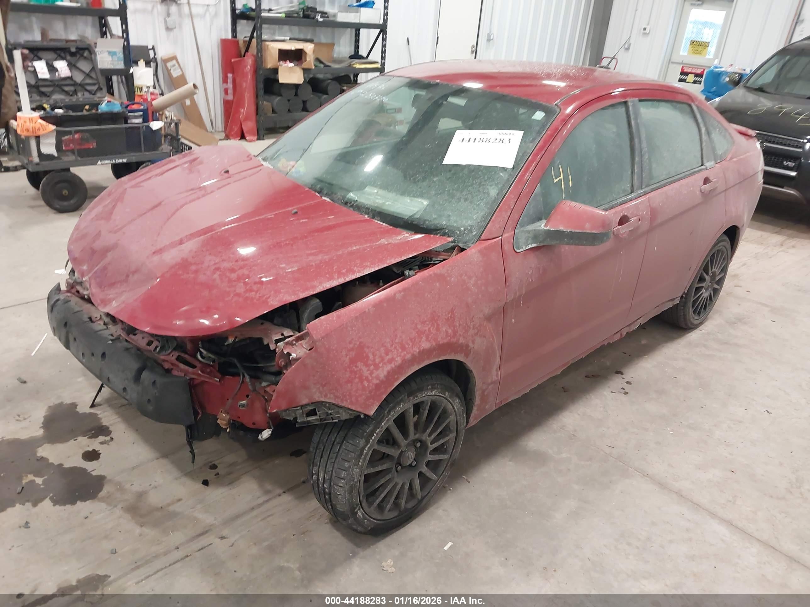 FORD FOCUS image 2