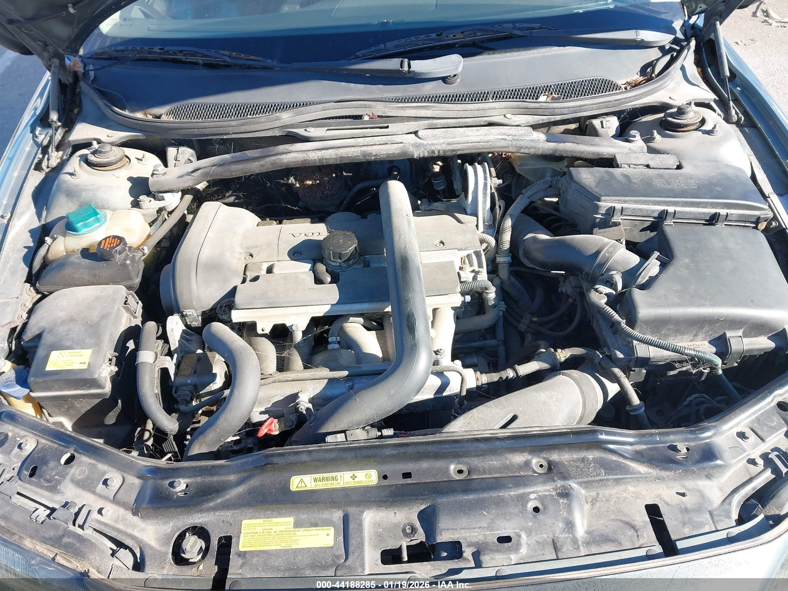 VOLVO S60 image 10