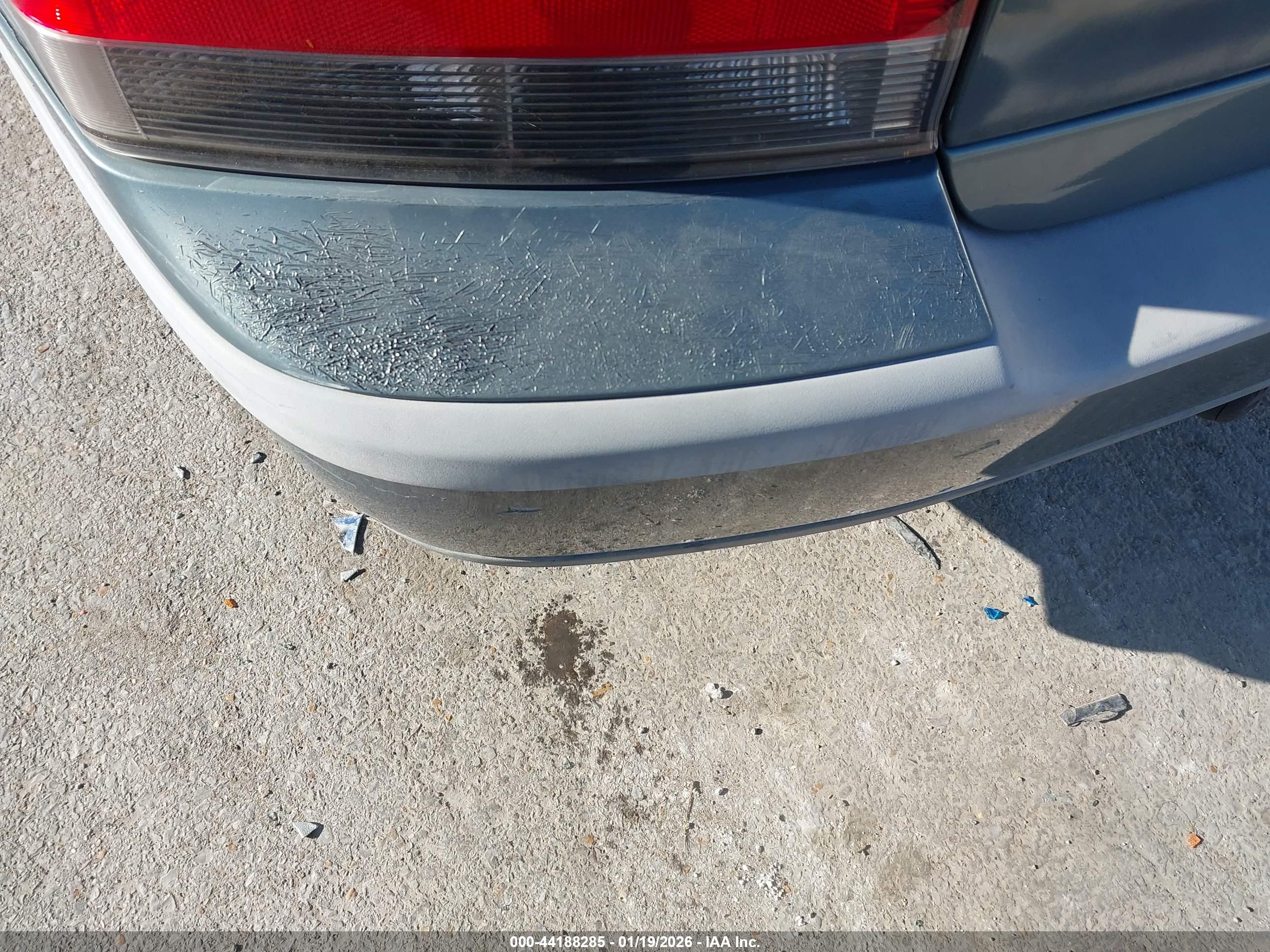 VOLVO S60 image 6