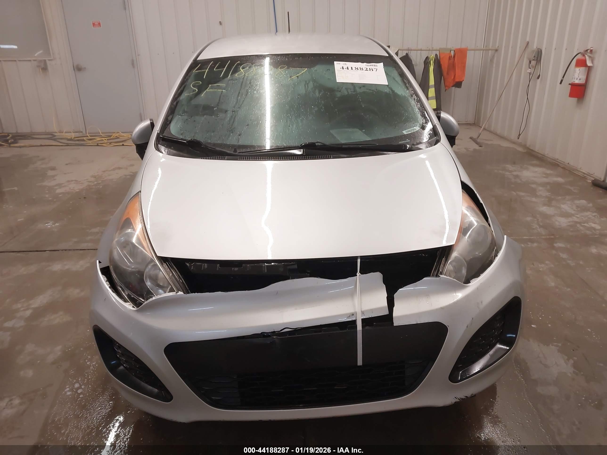 KIA RIO image 6
