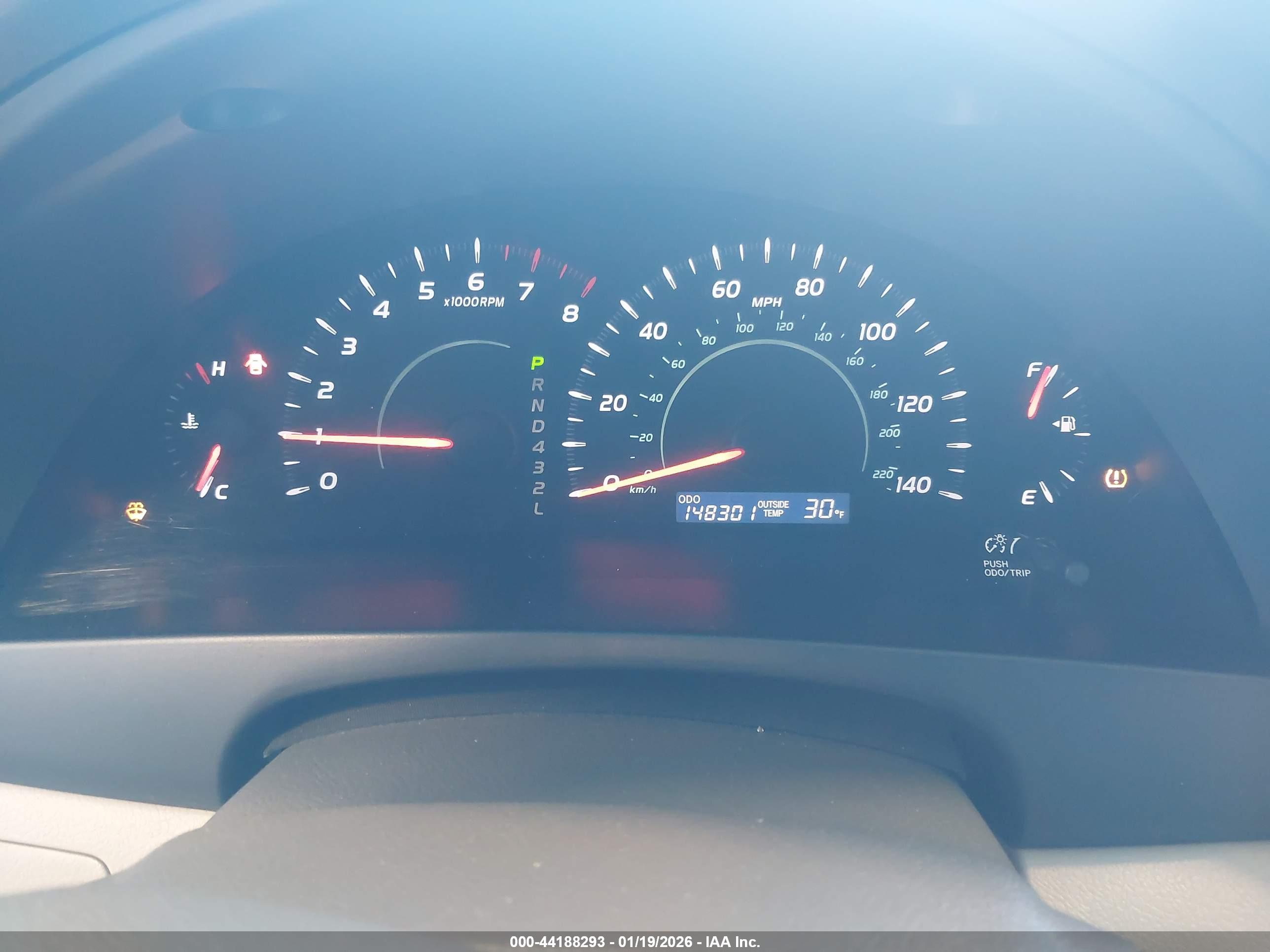 TOYOTA CAMRY image 7