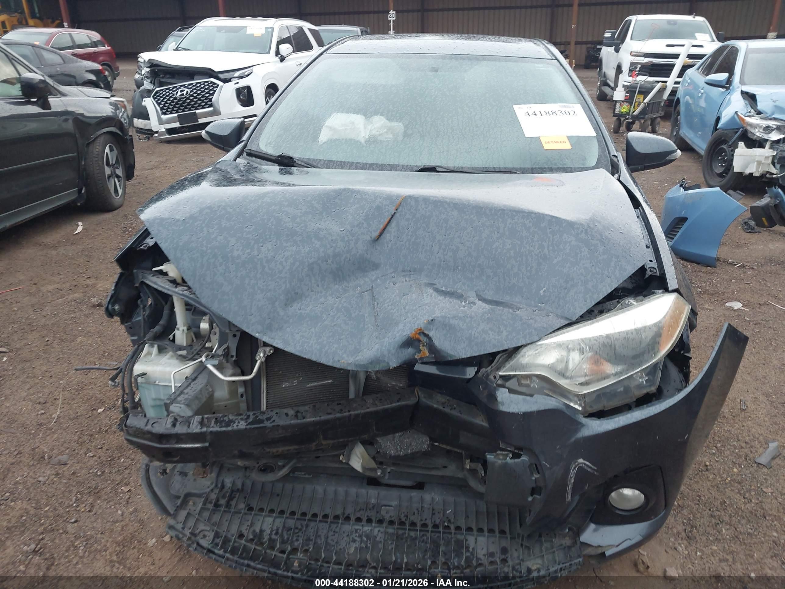 TOYOTA COROLLA image 6