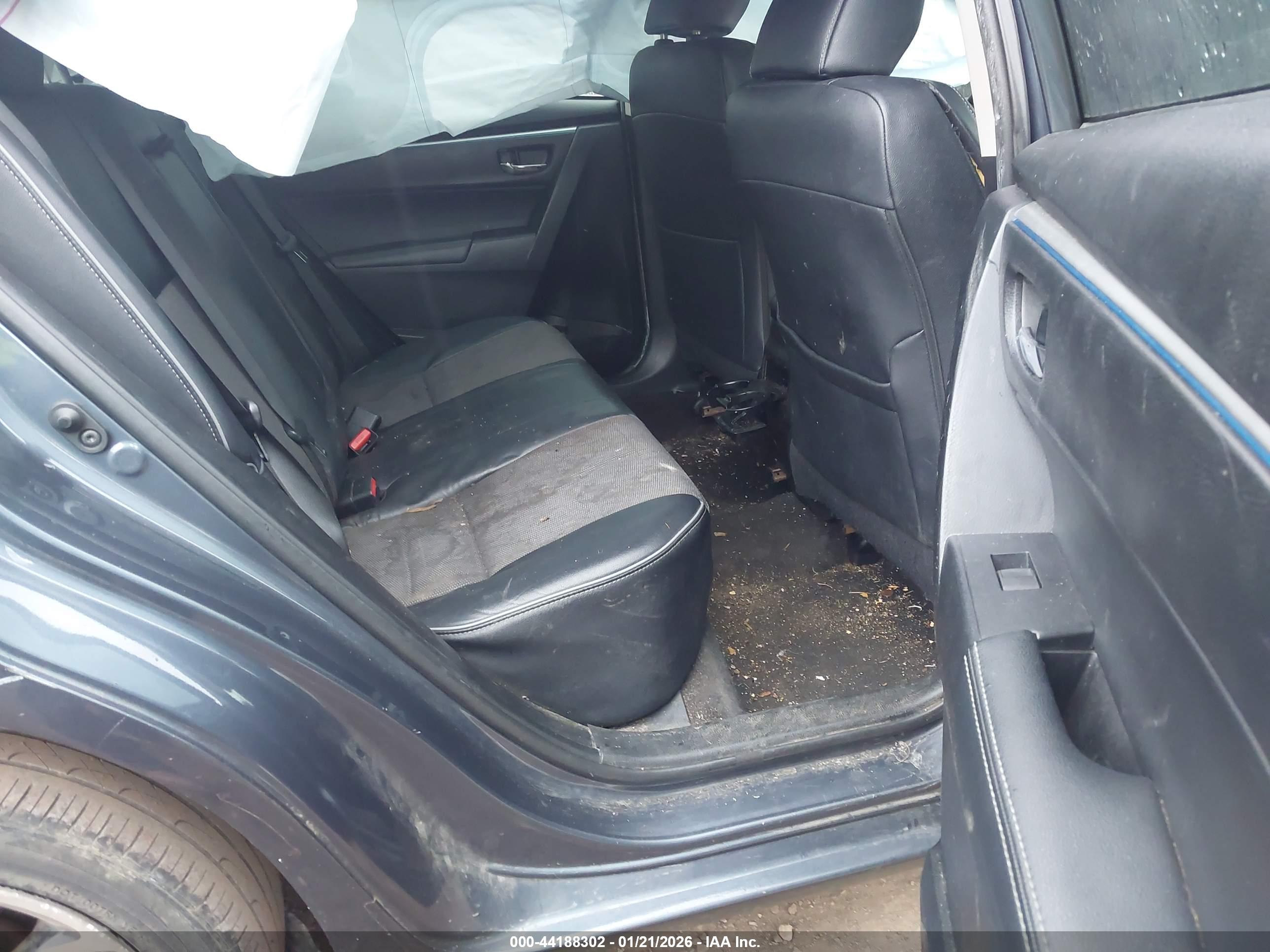 TOYOTA COROLLA image 8