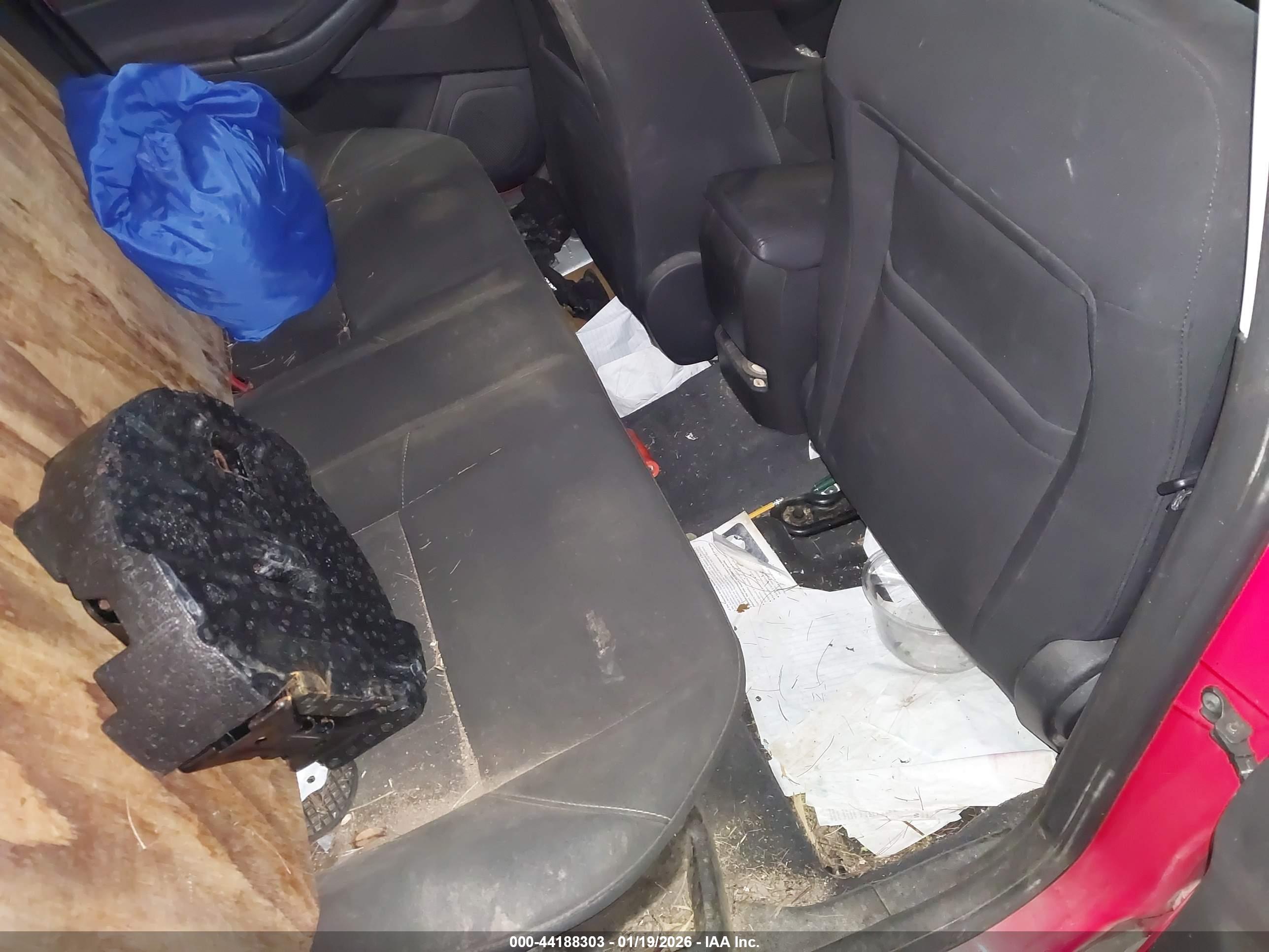 FORD FOCUS image 8
