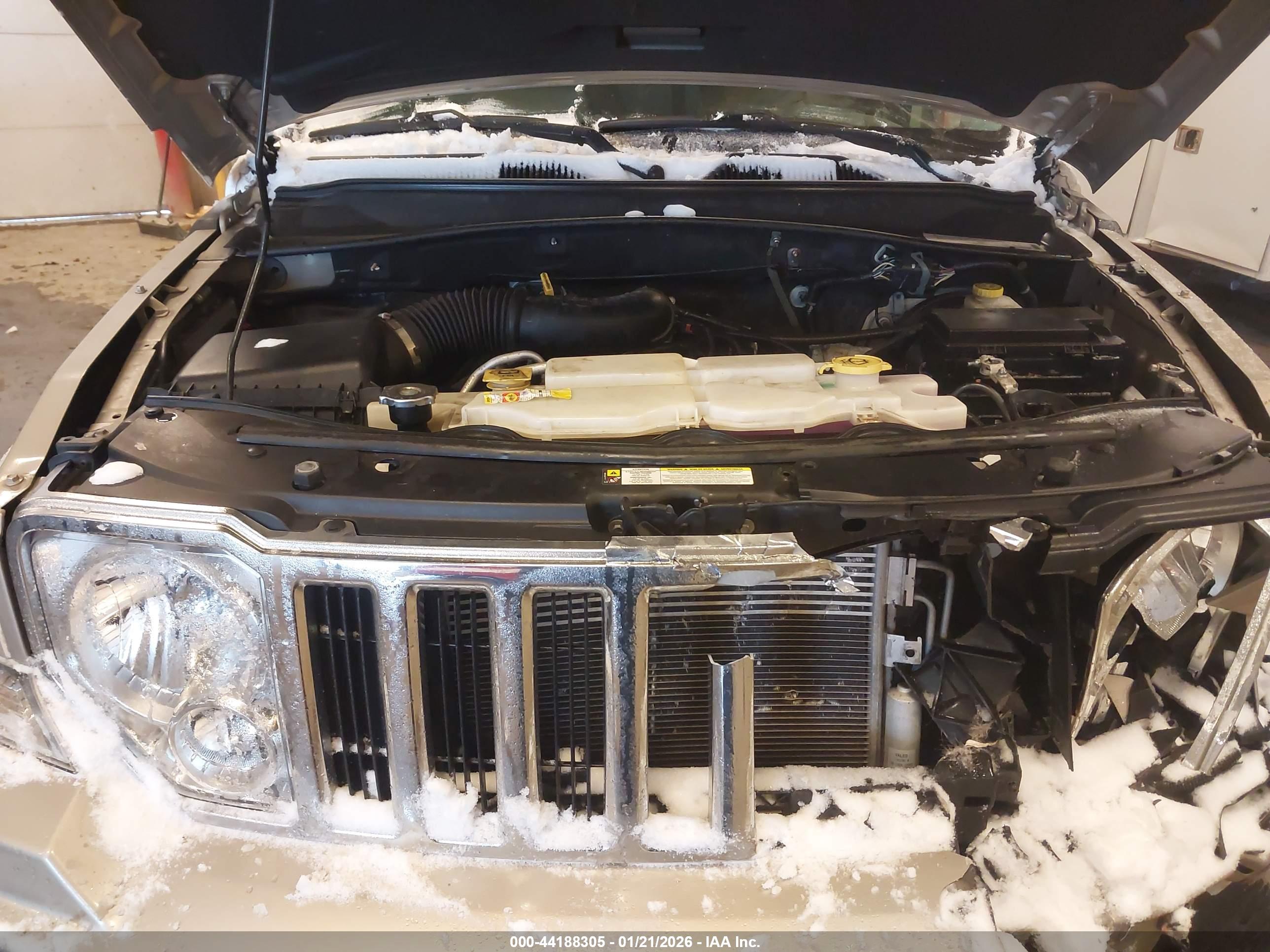 JEEP LIBERTY image 10