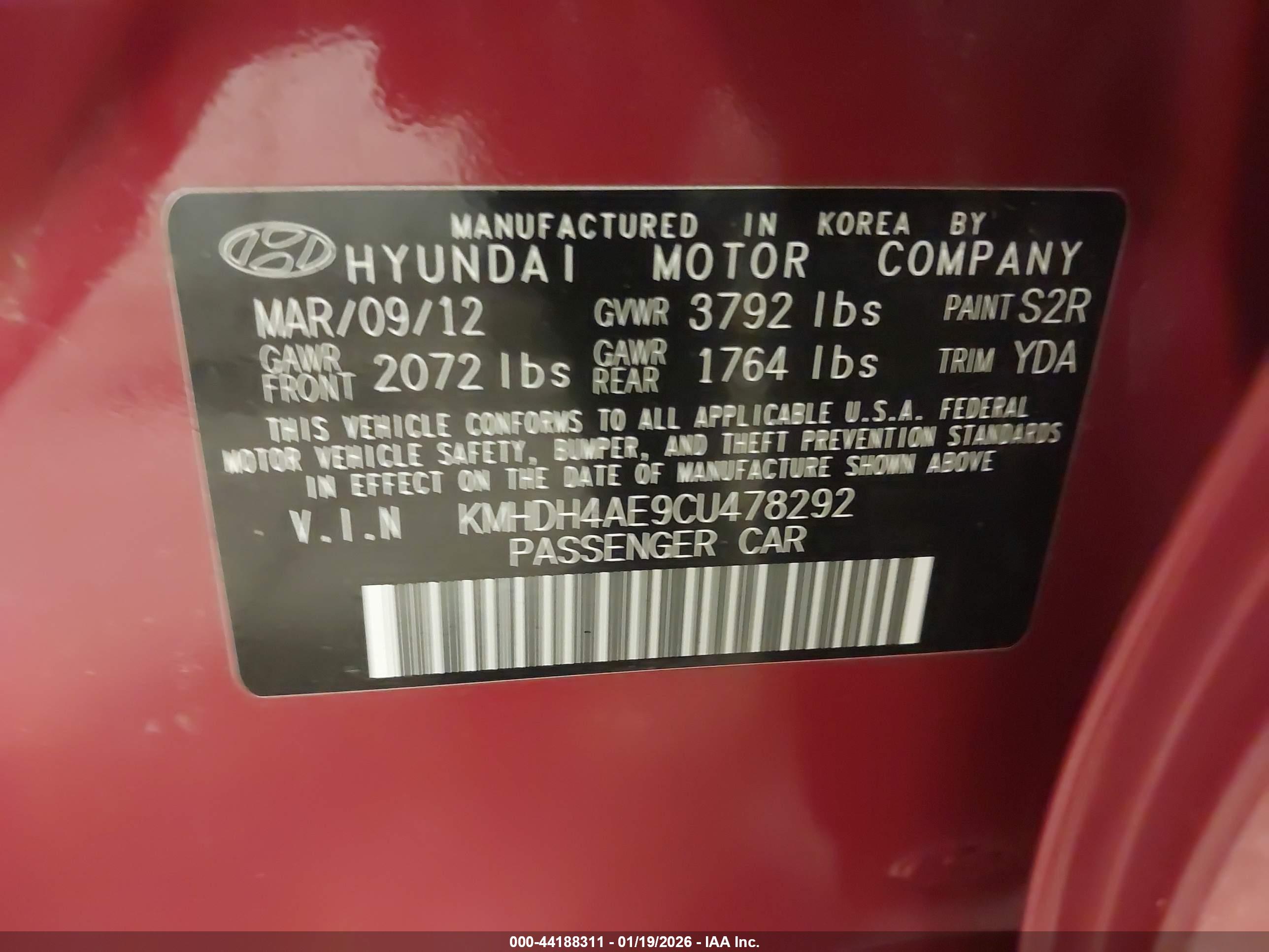 HYUNDAI ELANTRA image 9