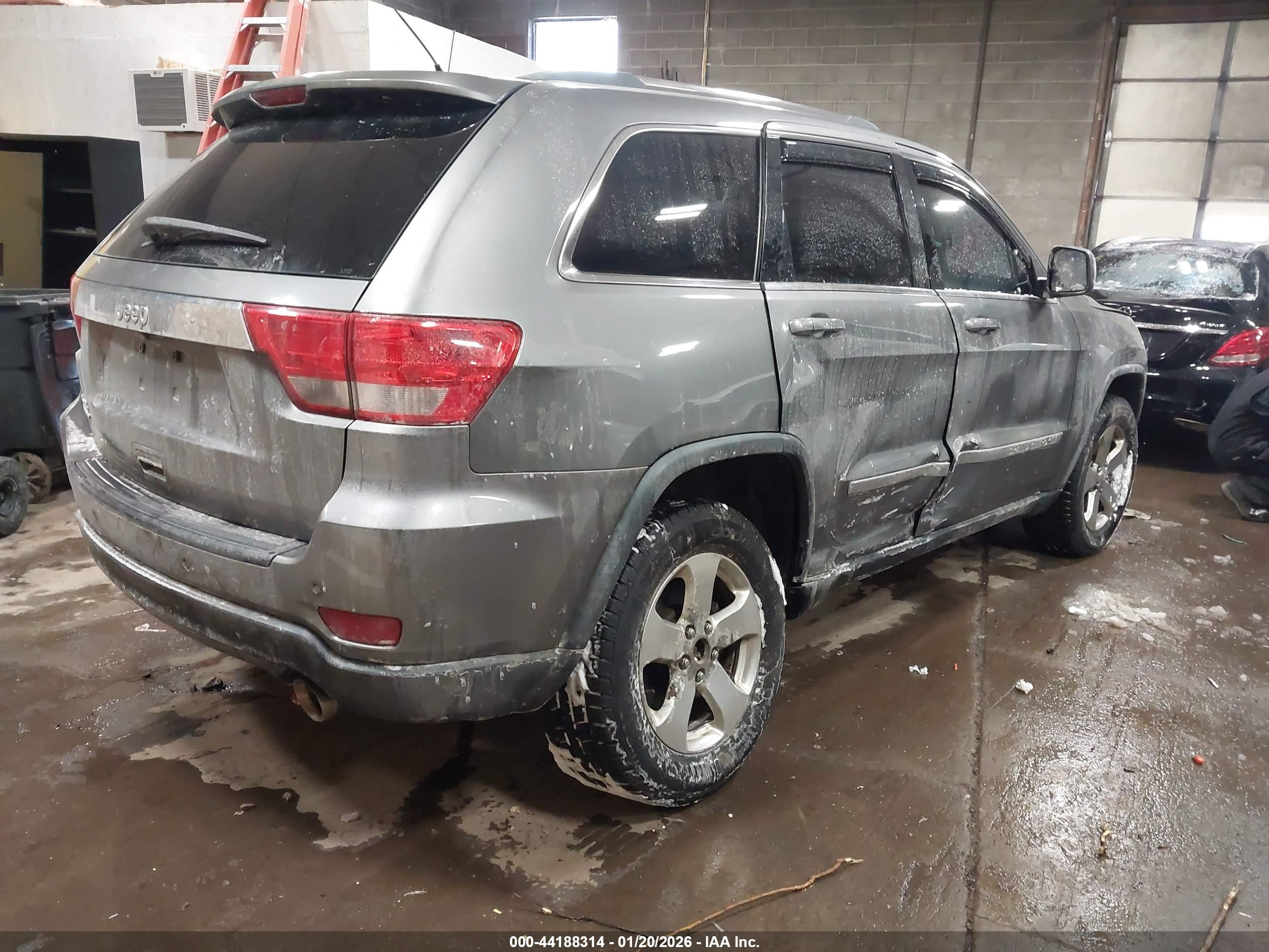 JEEP GRAND image 4