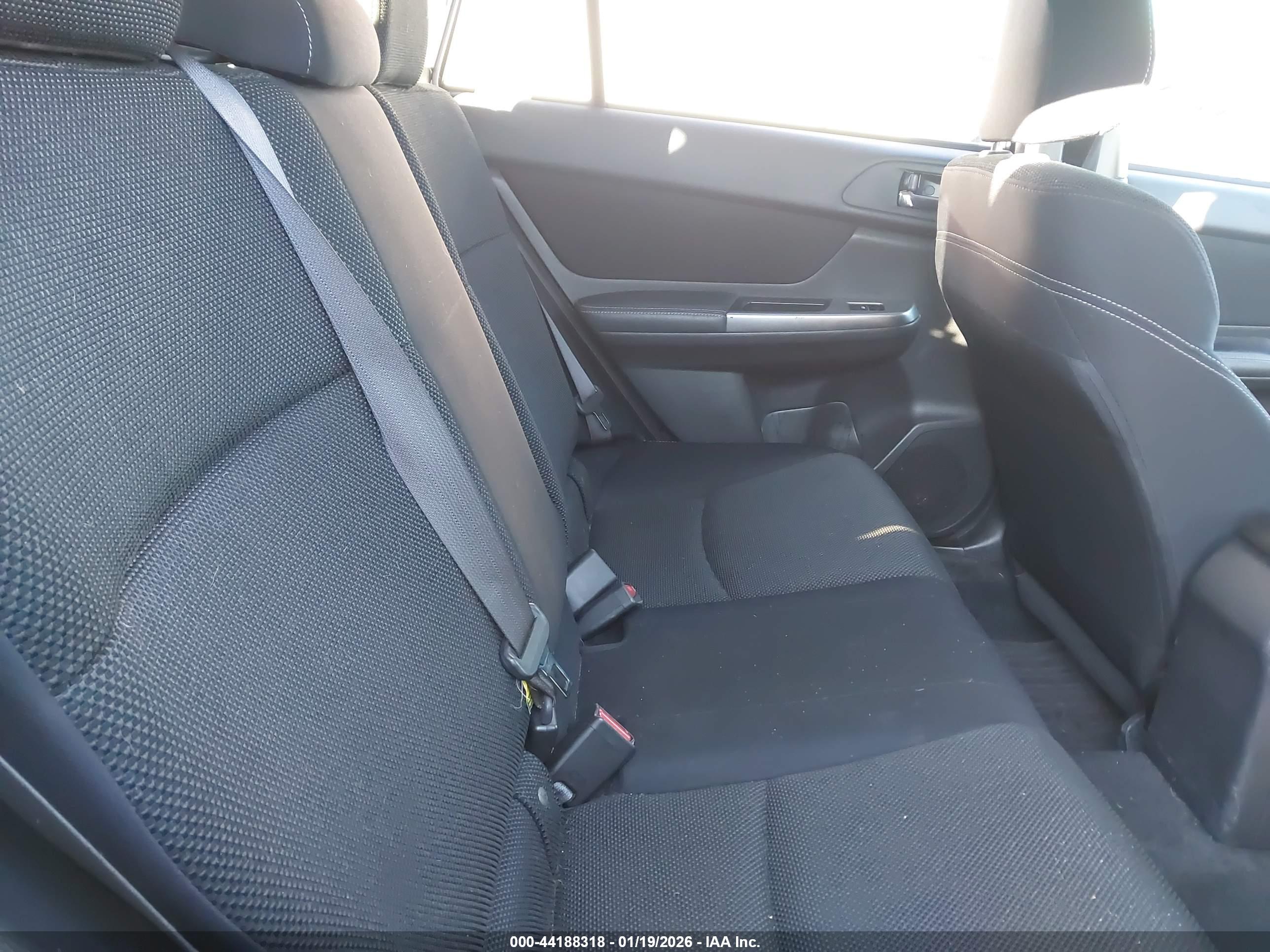 SUBARU XV image 8