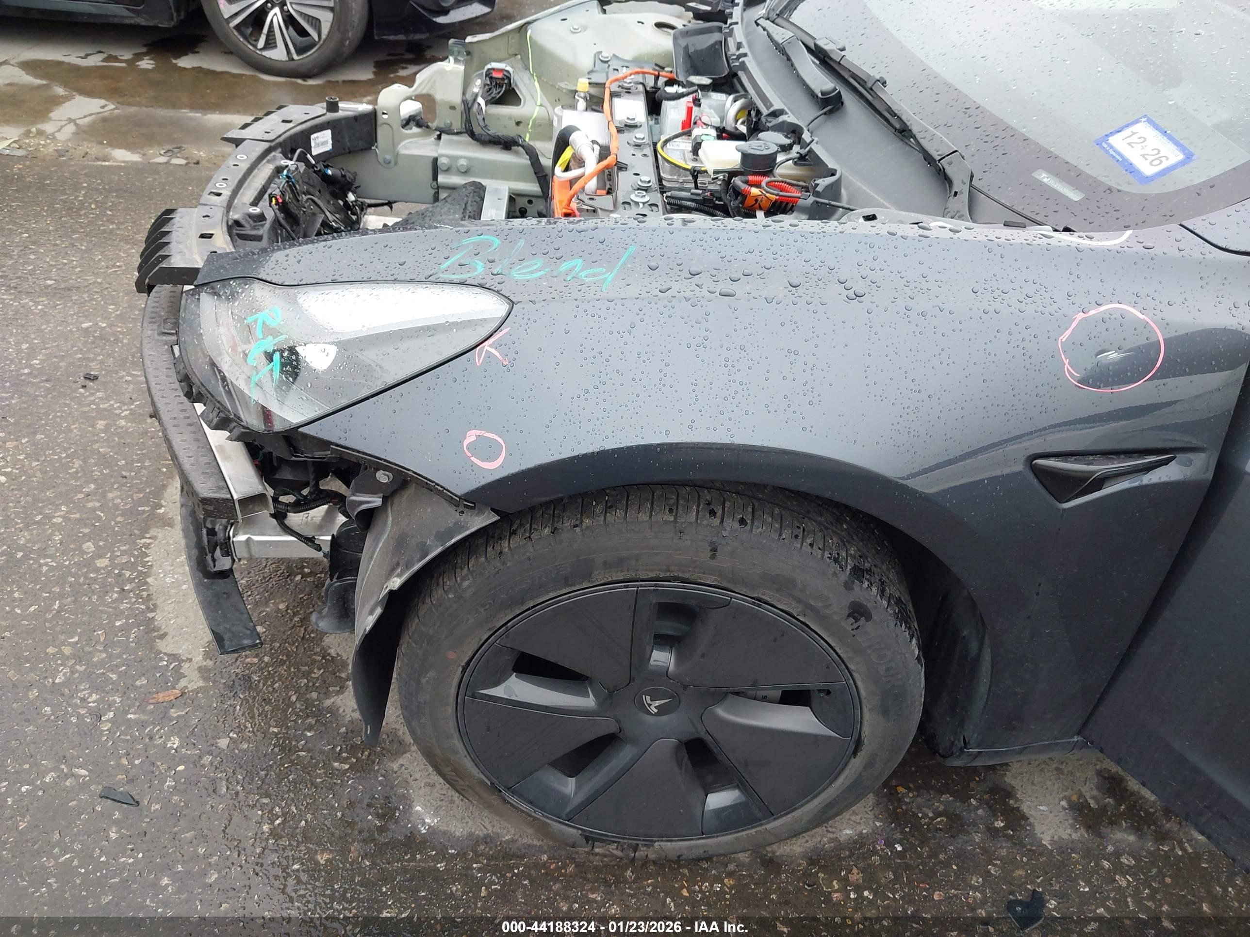 TESLA MODEL image 6