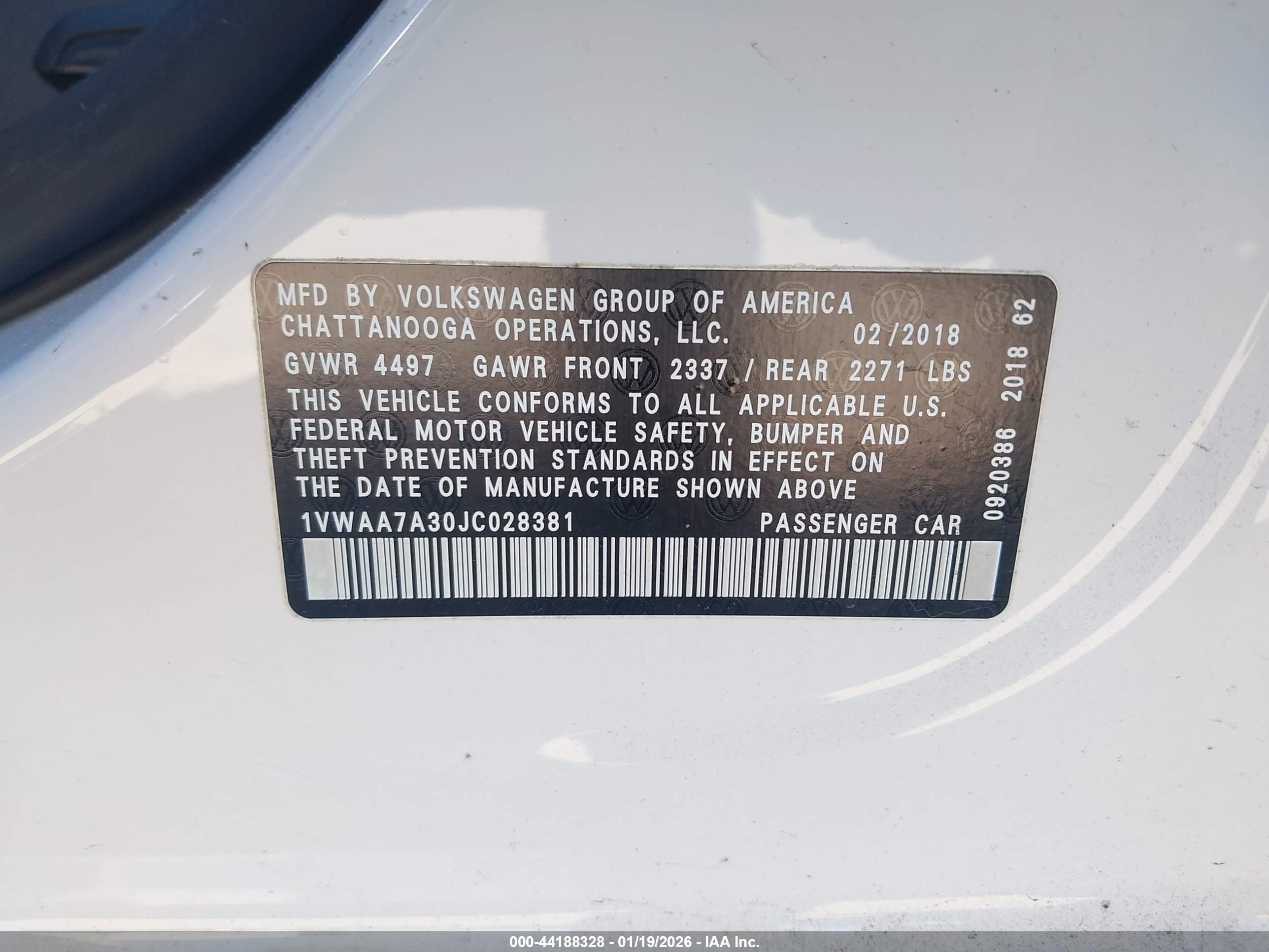 VOLKSWAGEN PASSAT image 9