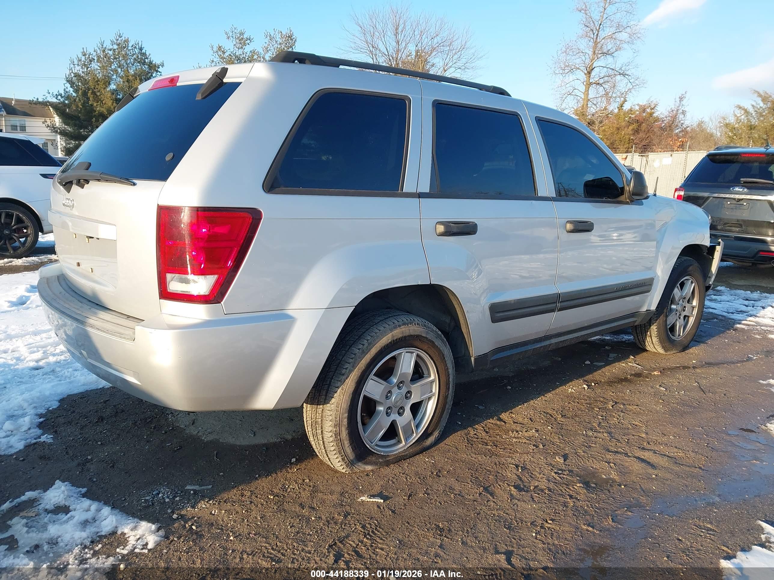 JEEP GRAND image 4