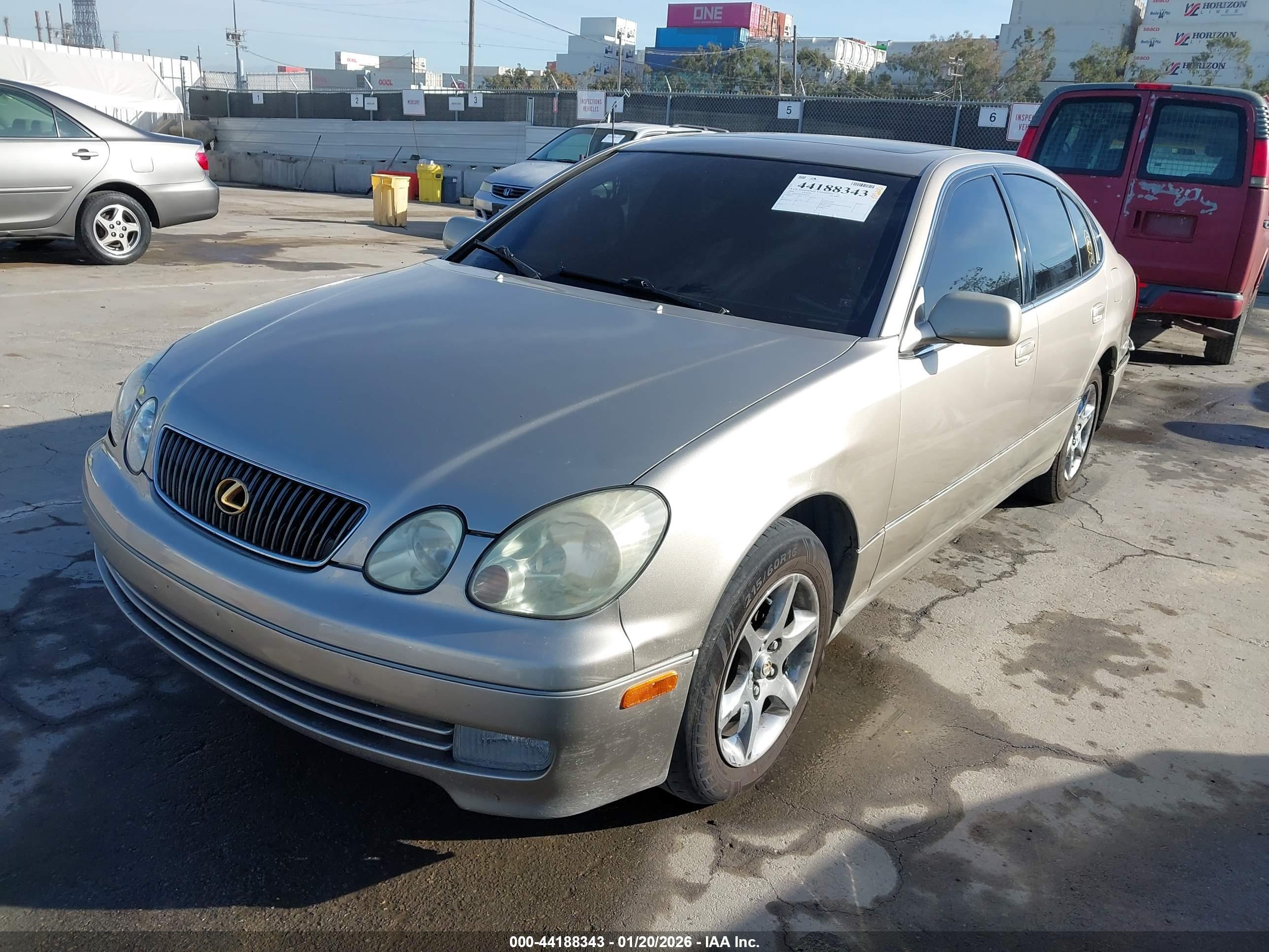 LEXUS GS image 2