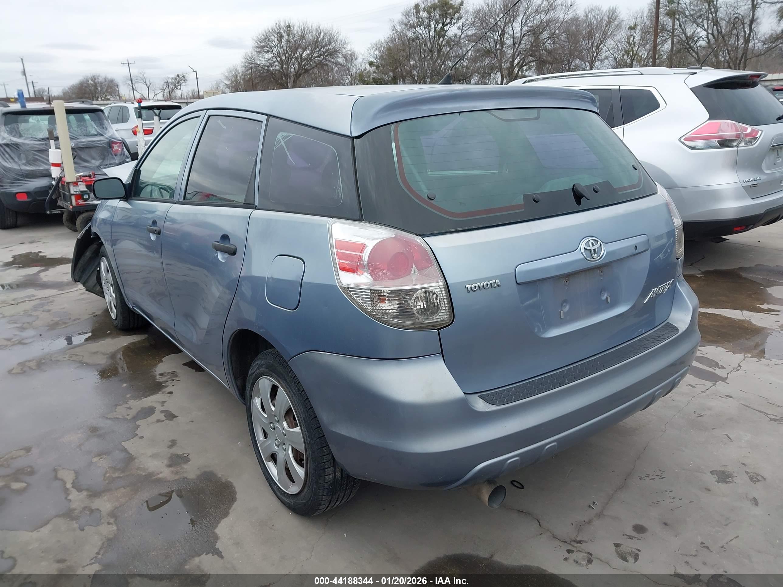 TOYOTA MATRIX image 3