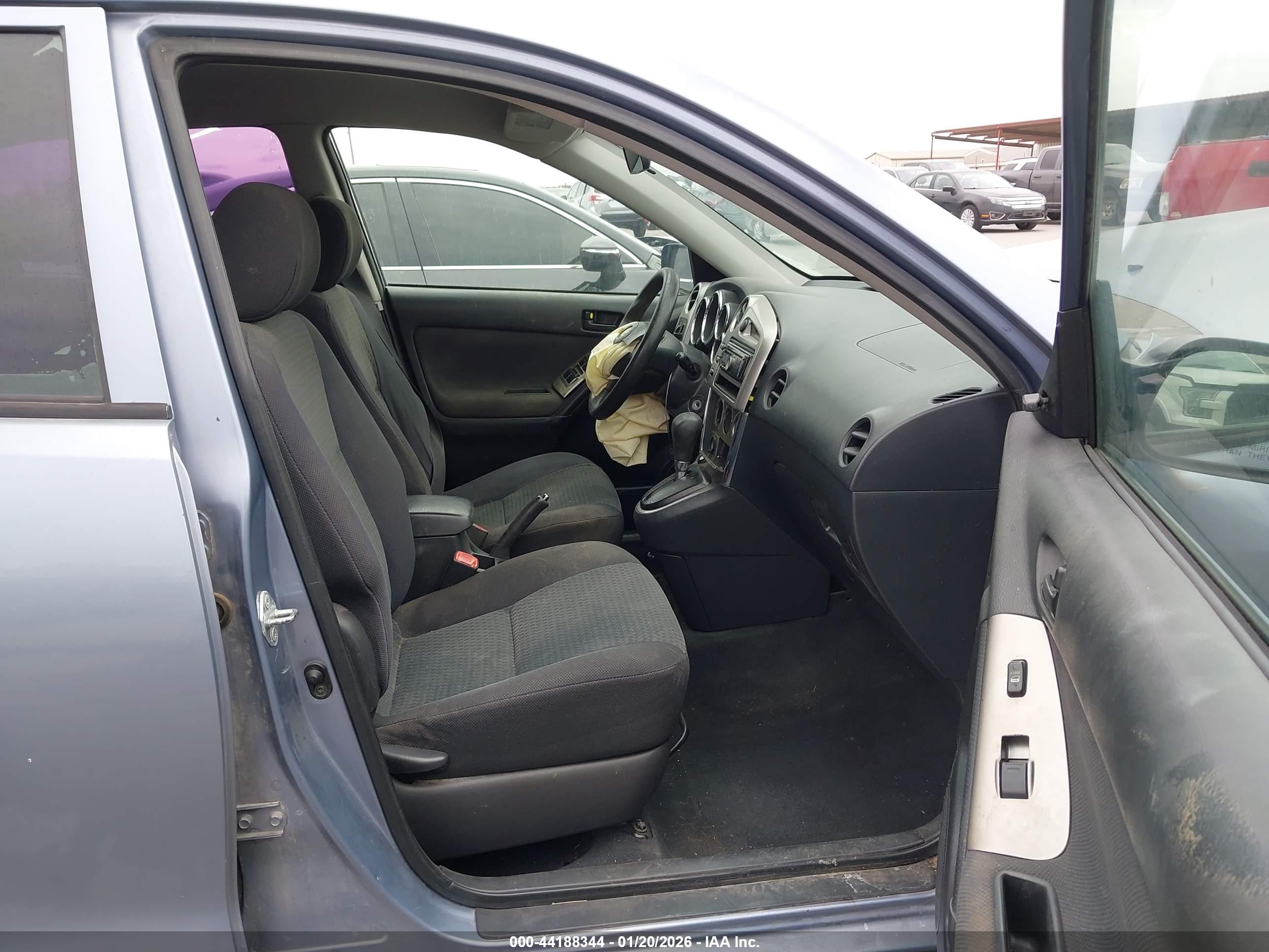 TOYOTA MATRIX image 5