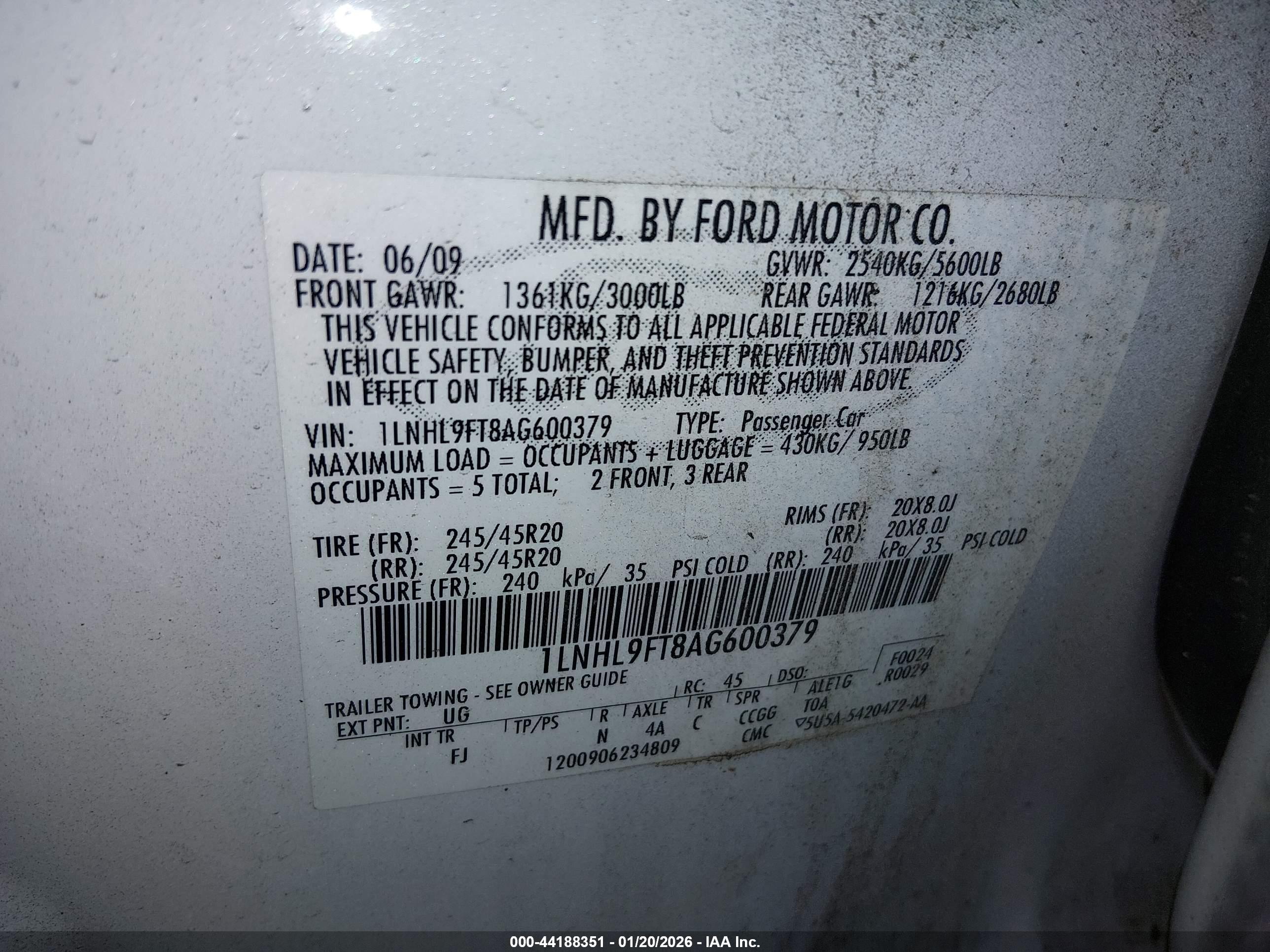 LINCOLN MKS image 9