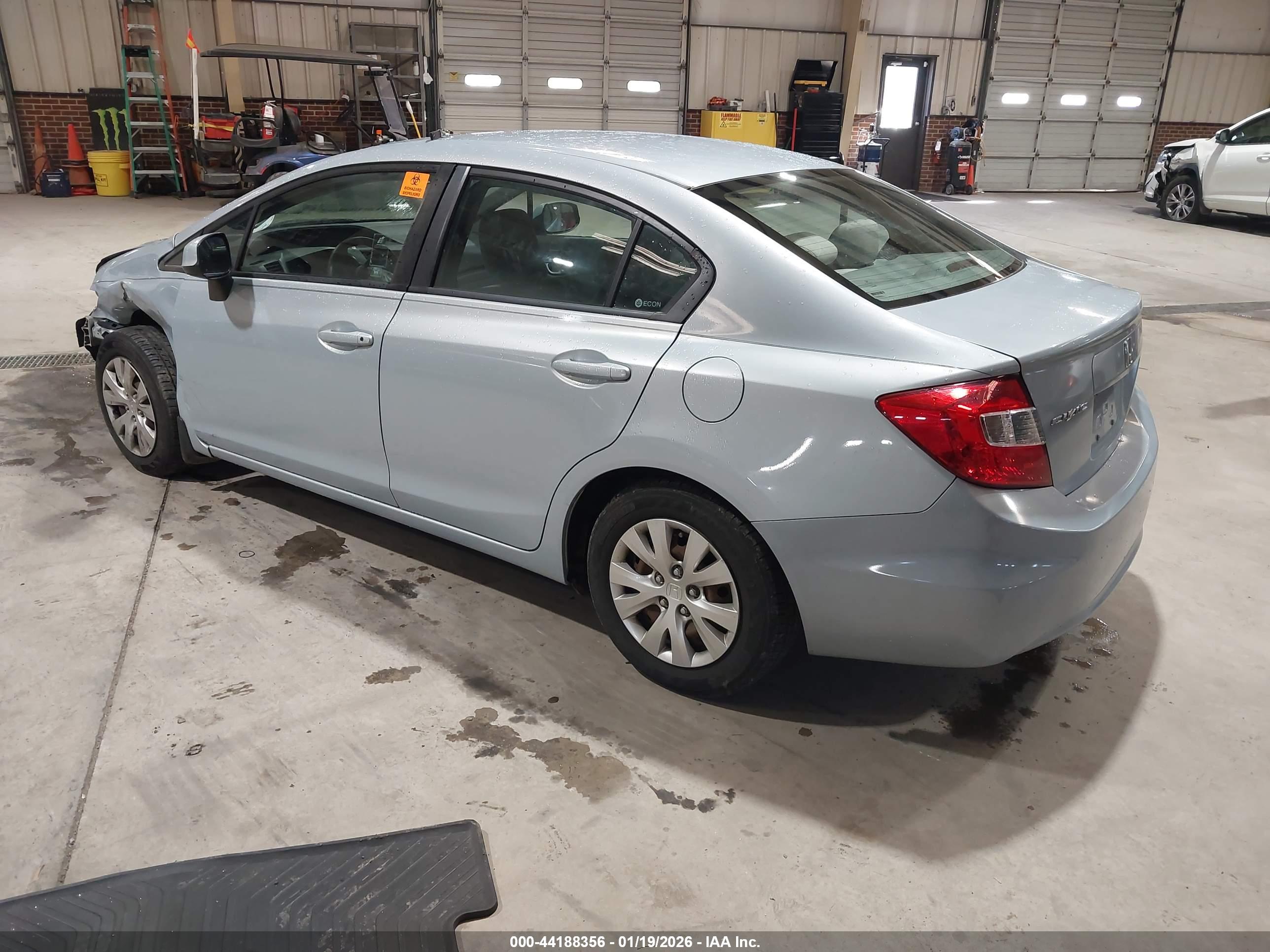 HONDA CIVIC image 3
