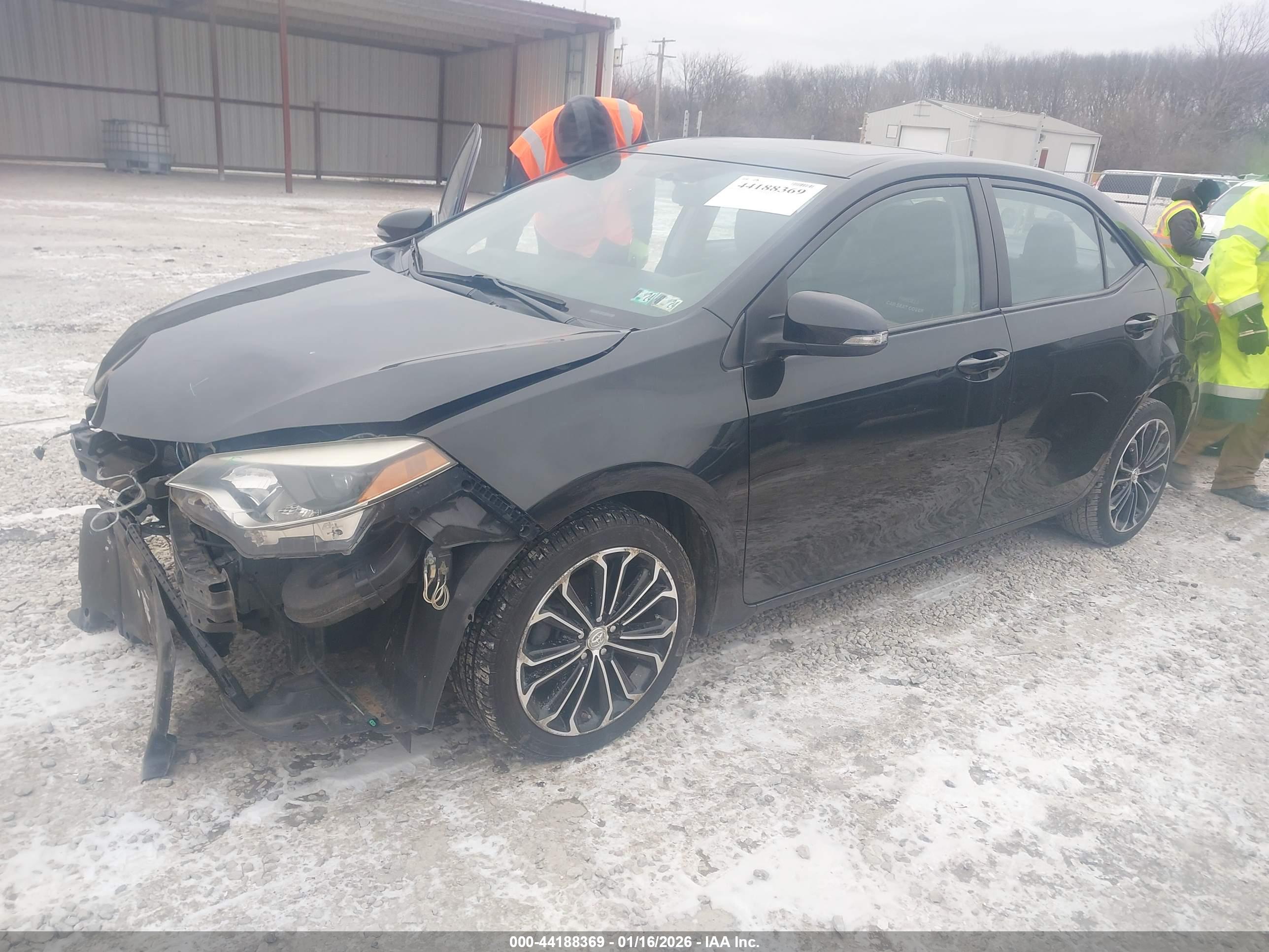 TOYOTA COROLLA image 2