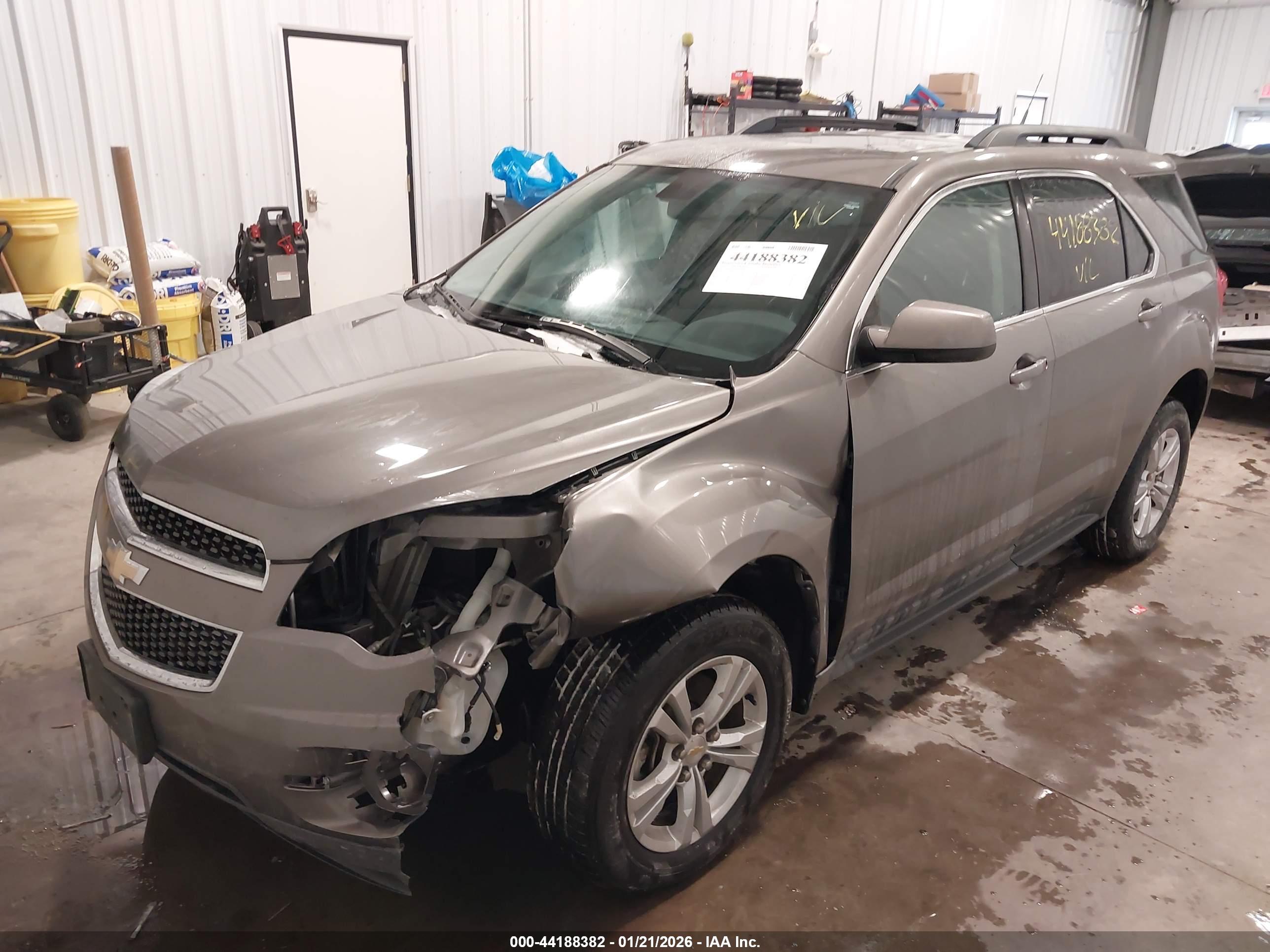 CHEVROLET EQUINOX image 2