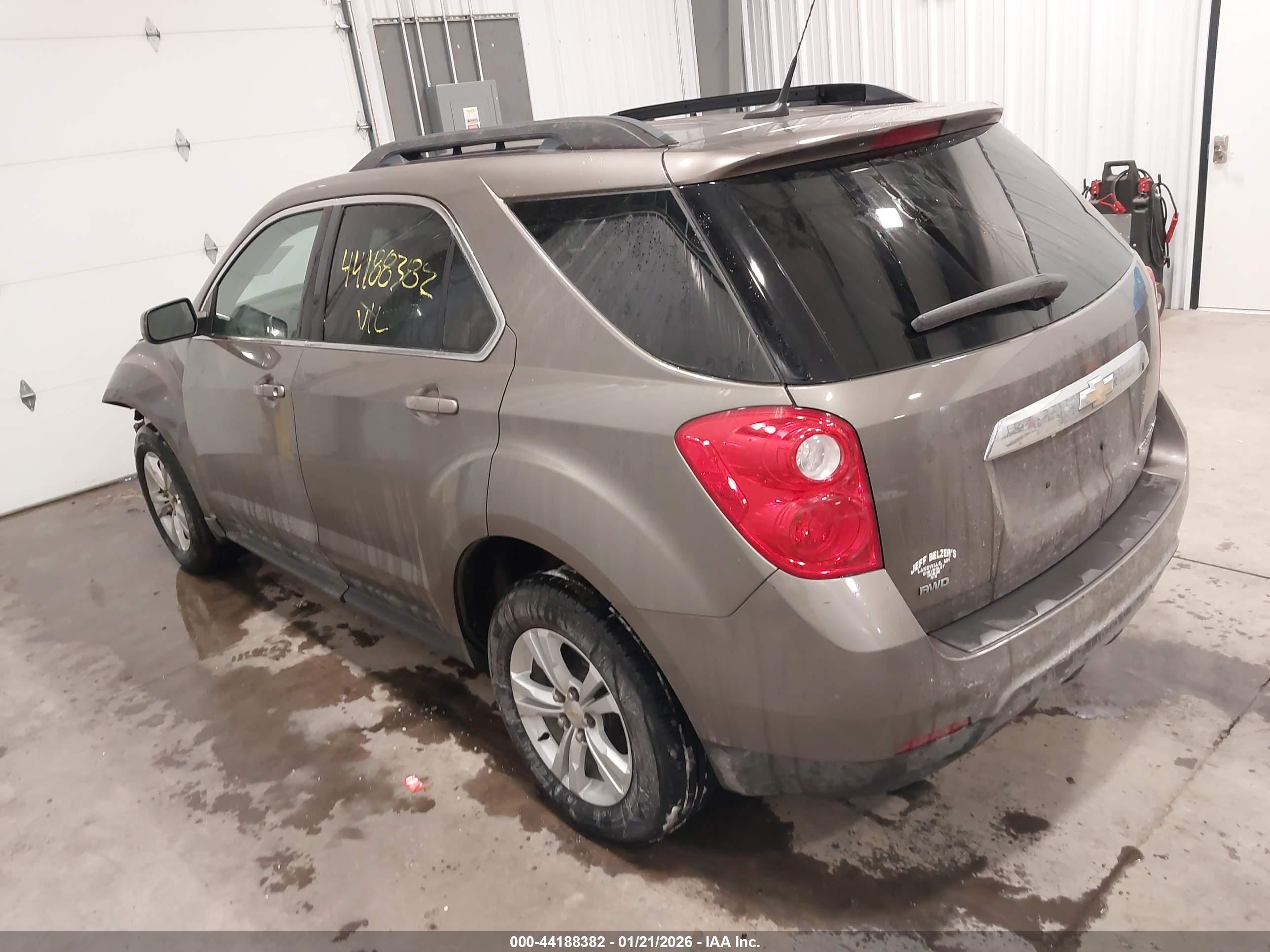 CHEVROLET EQUINOX image 3