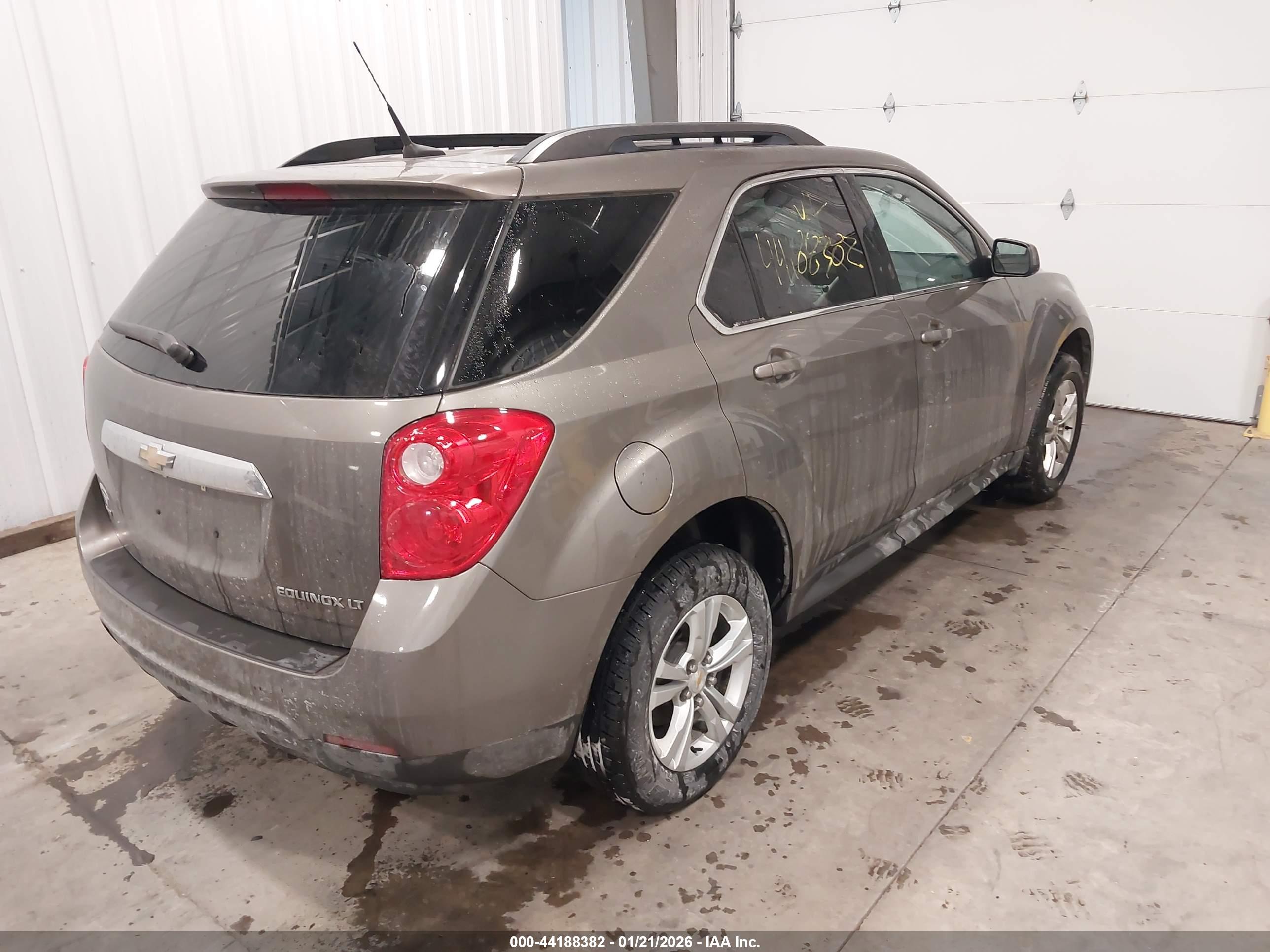CHEVROLET EQUINOX image 4