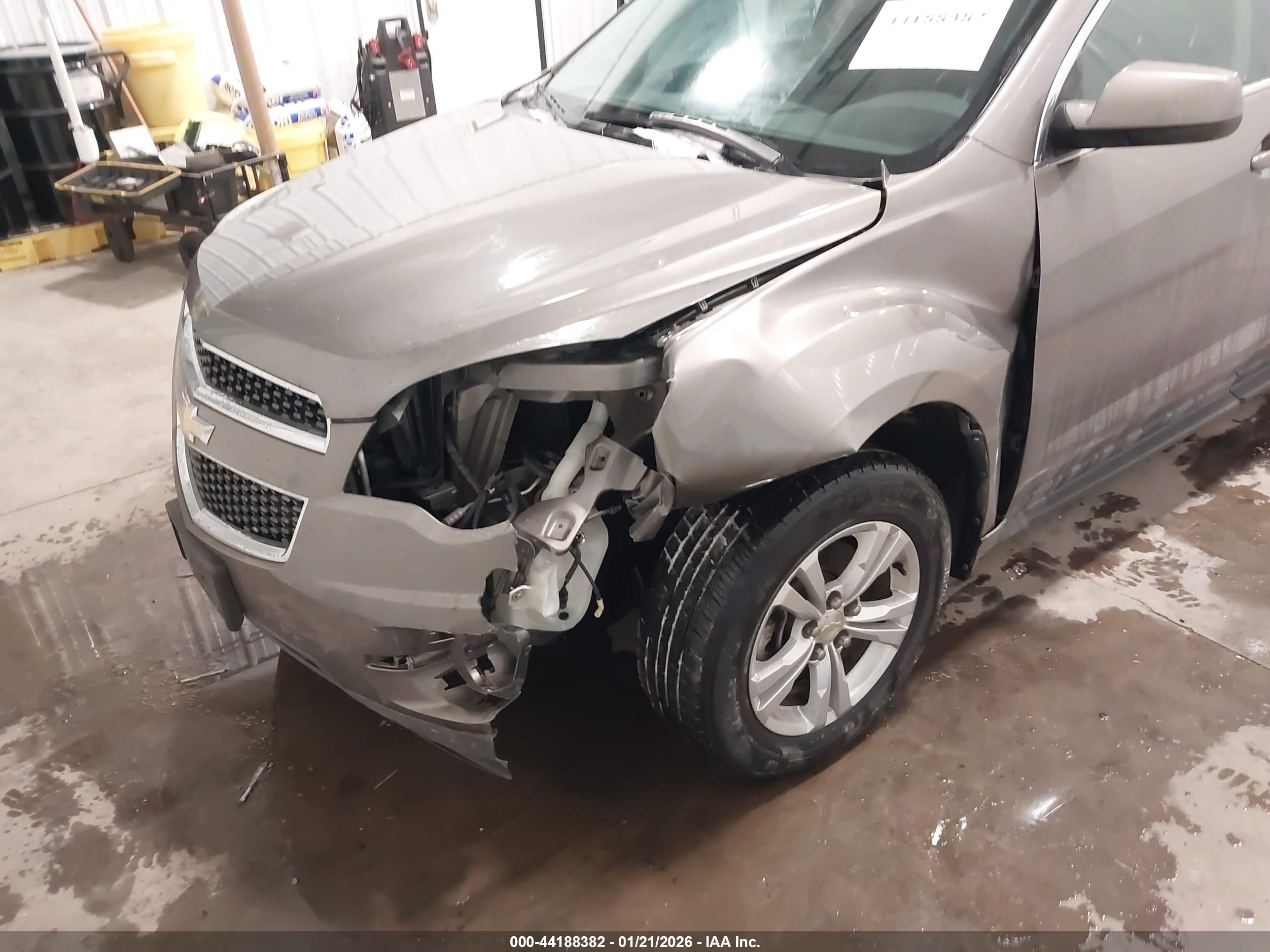CHEVROLET EQUINOX image 6