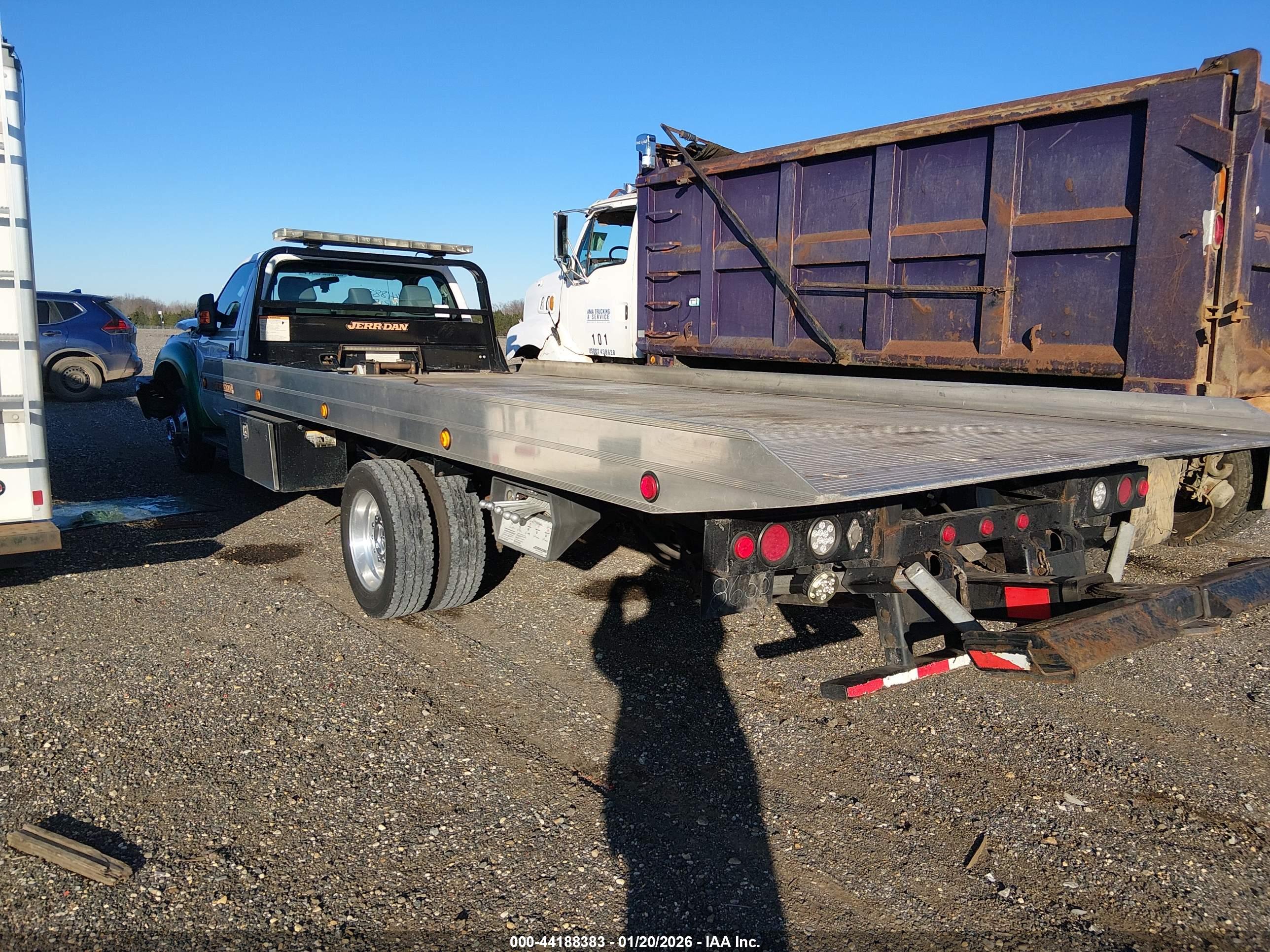 FORD F-550 image 3