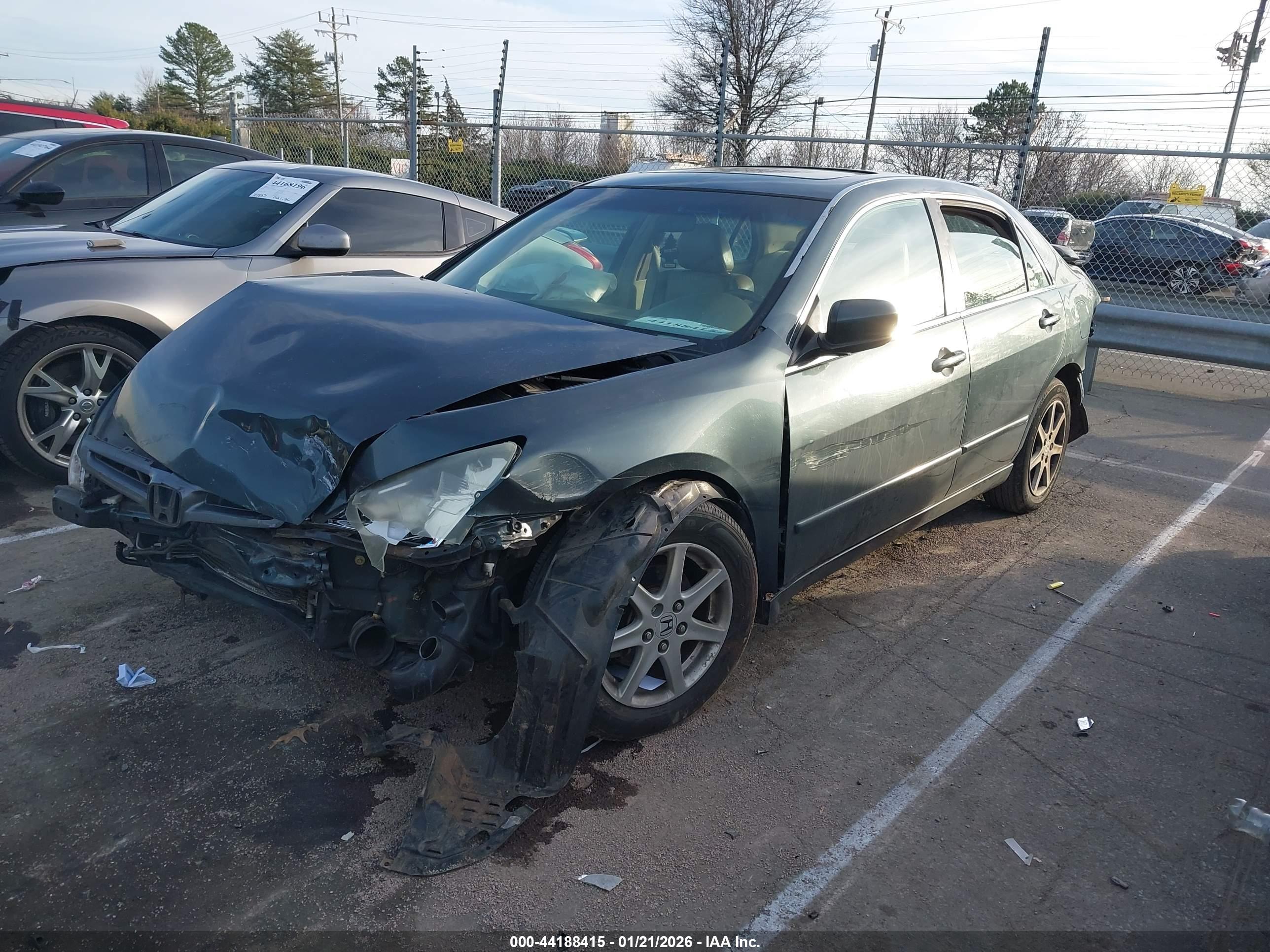 HONDA ACCORD image 2