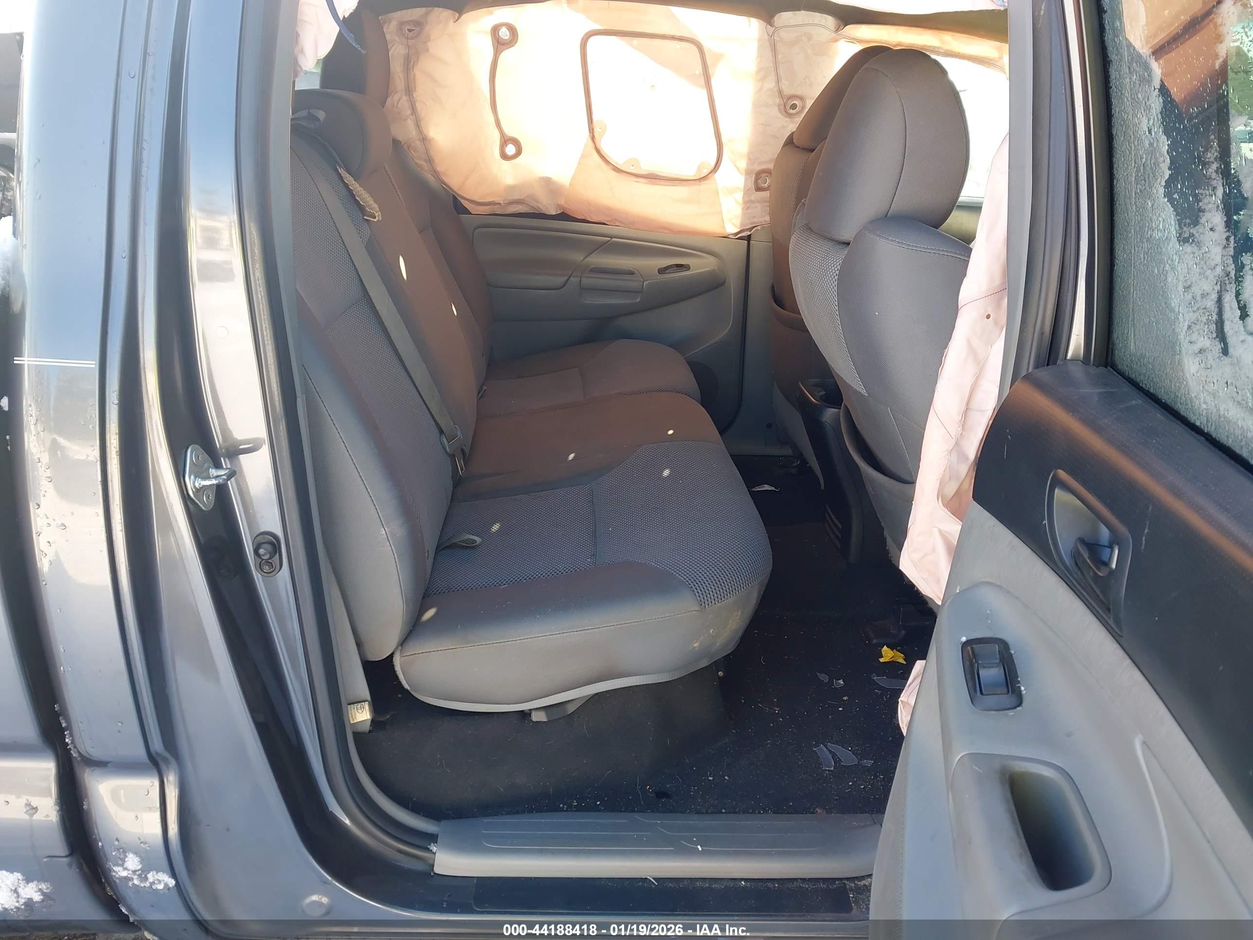 TOYOTA TACOMA image 8