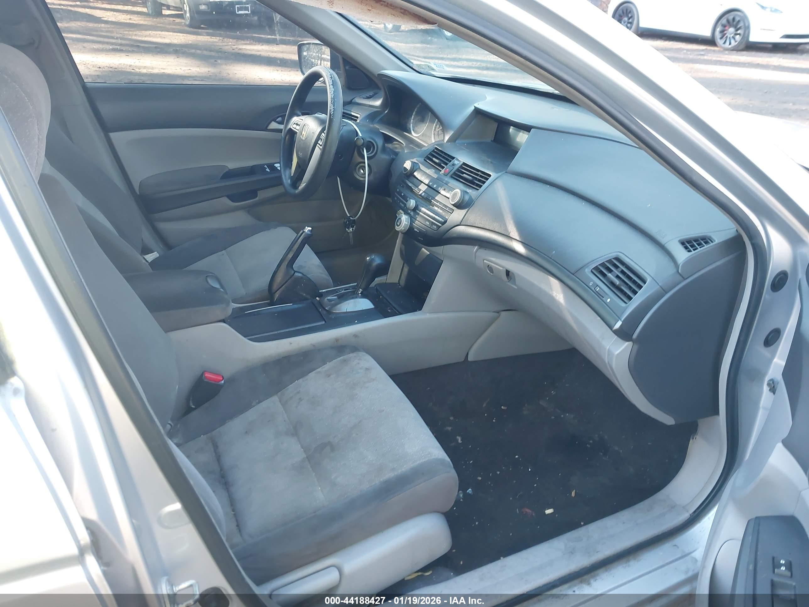 HONDA ACCORD image 5