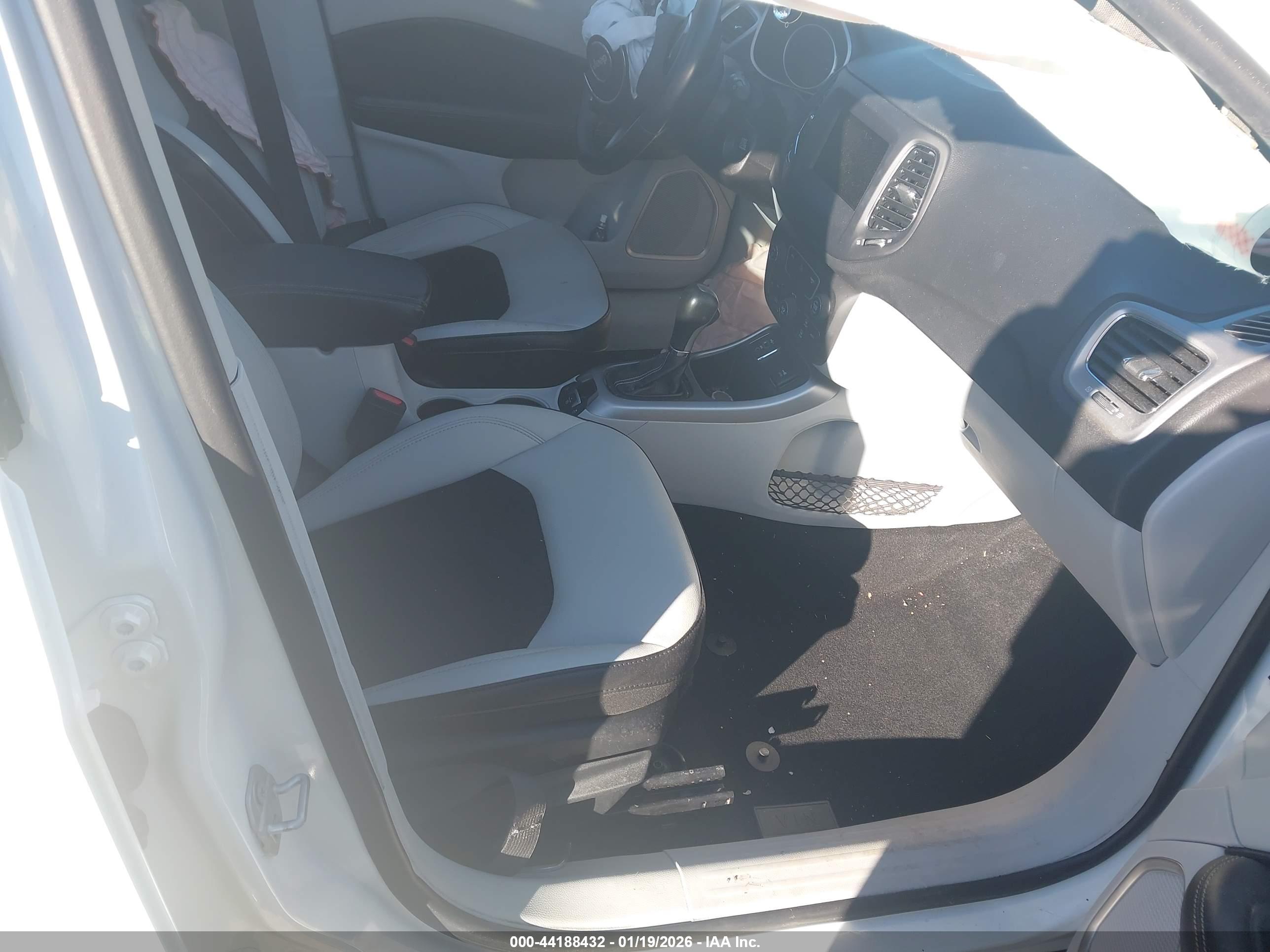 JEEP COMPASS image 5