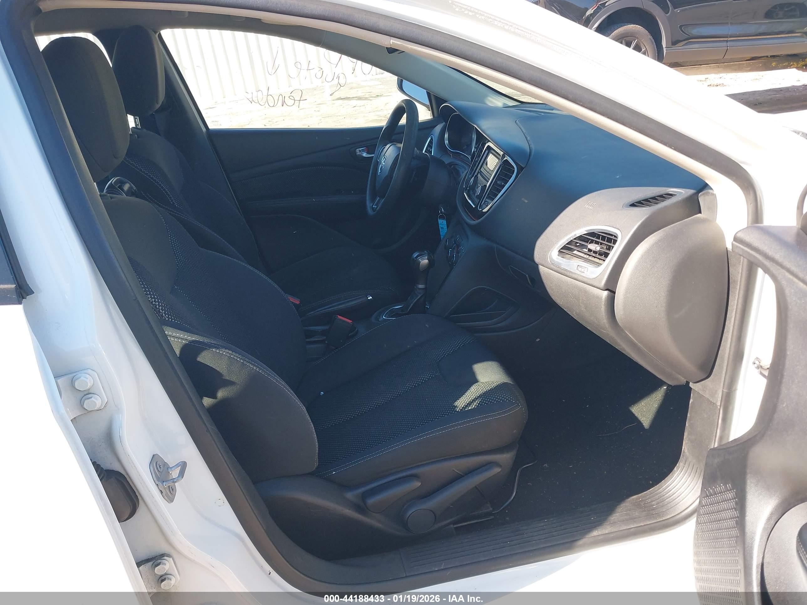 DODGE DART image 5
