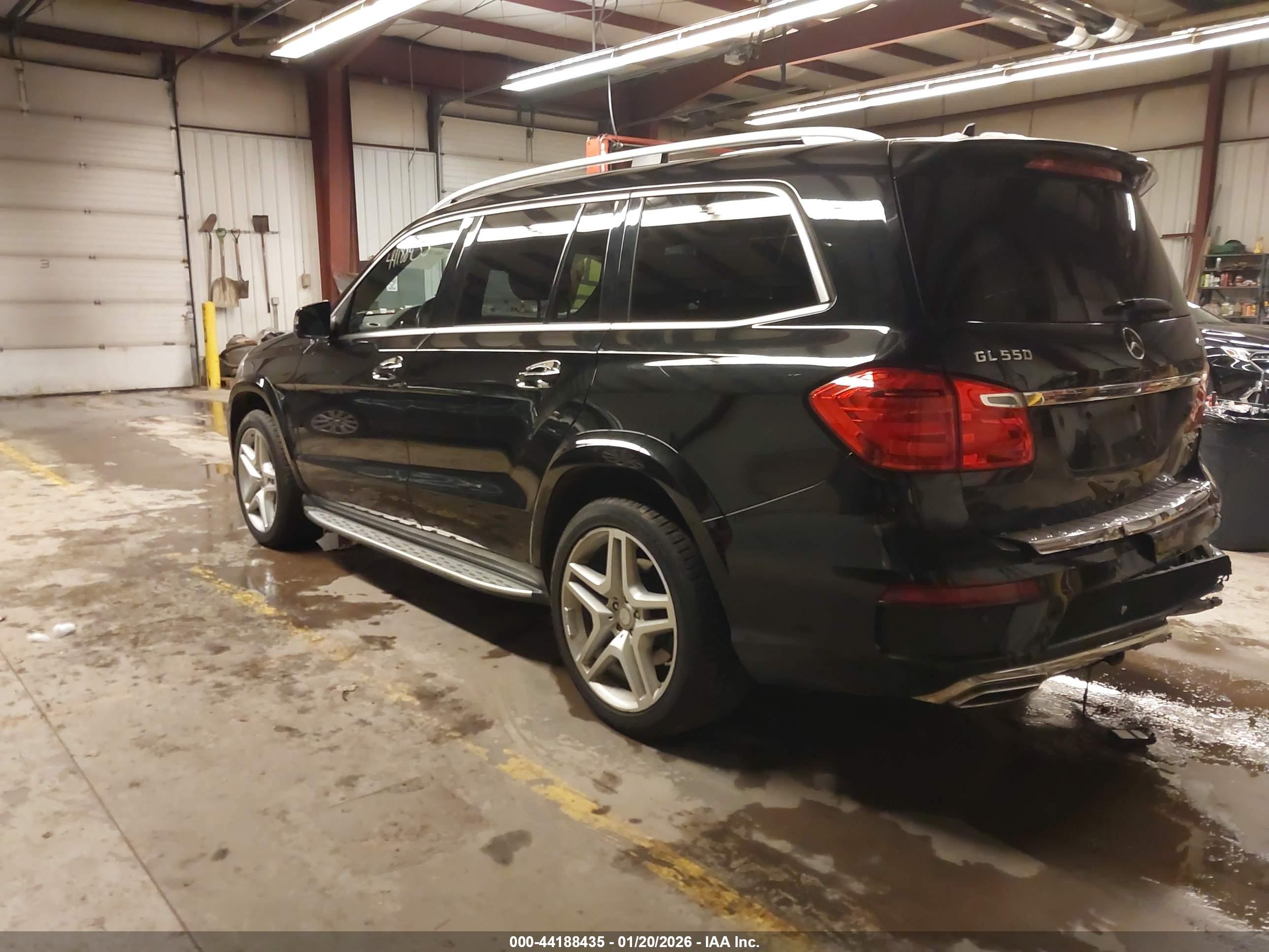 MERCEDES-BENZ GL image 3