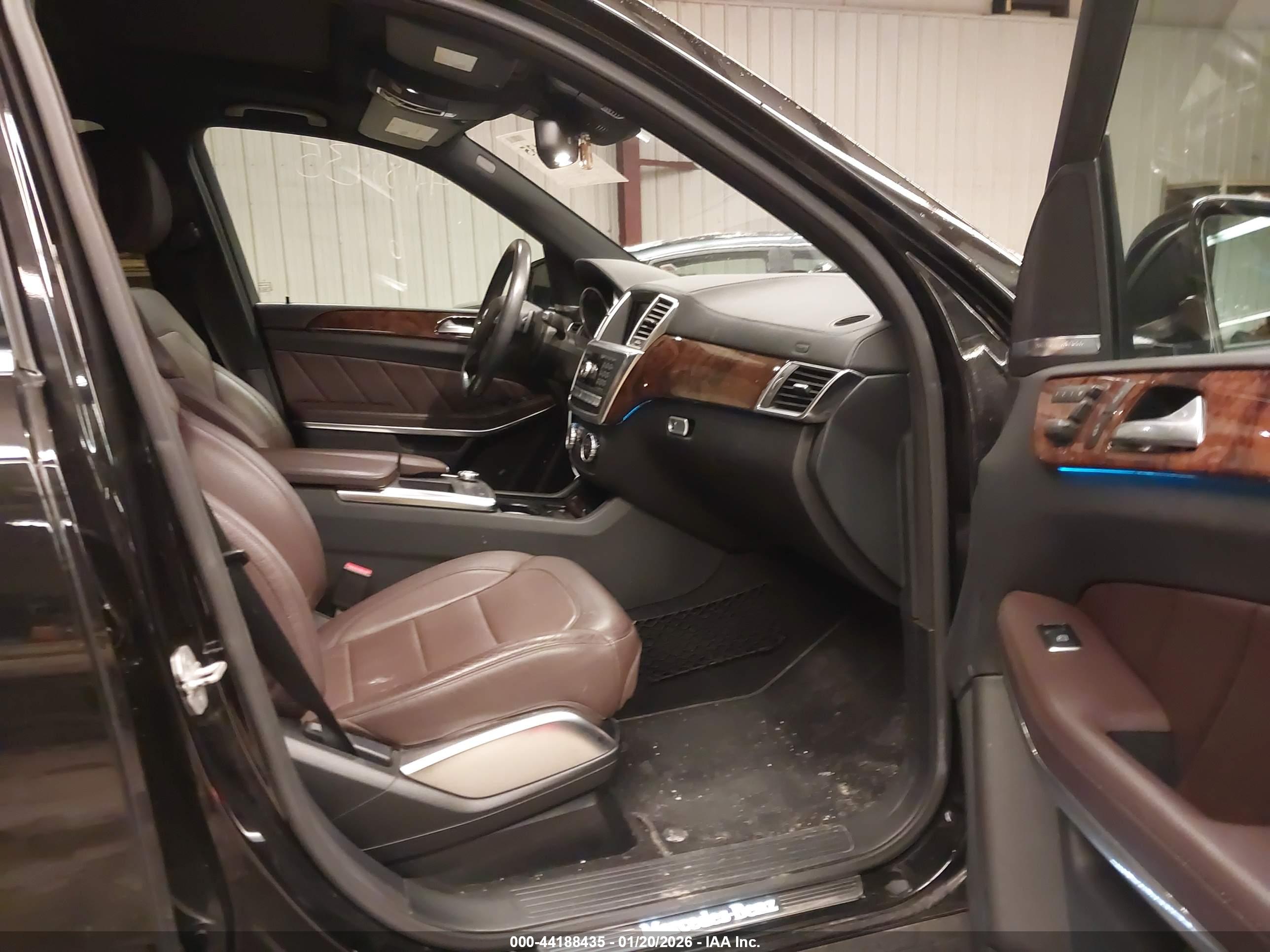 MERCEDES-BENZ GL image 5