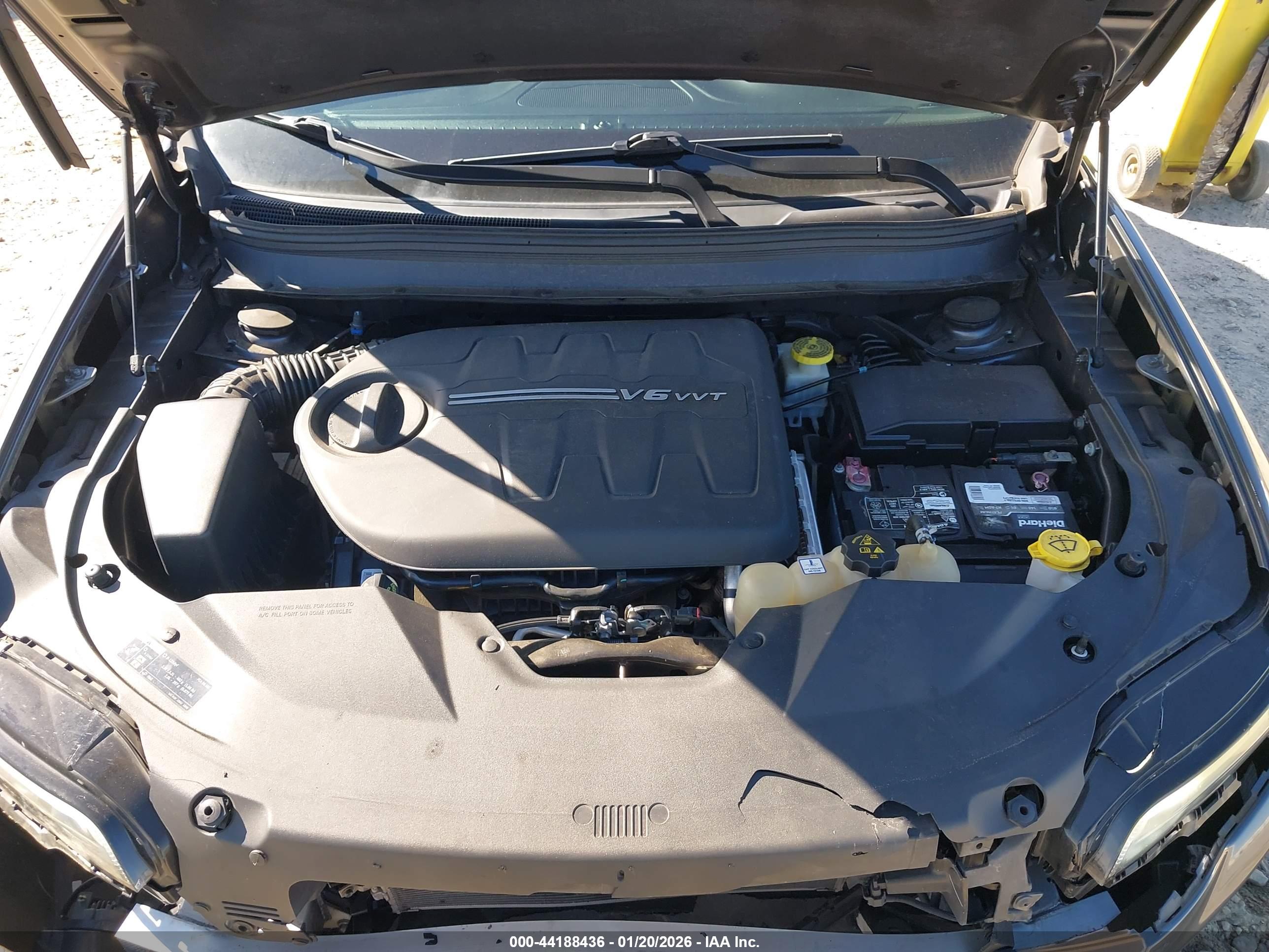 JEEP CHEROKEE image 10