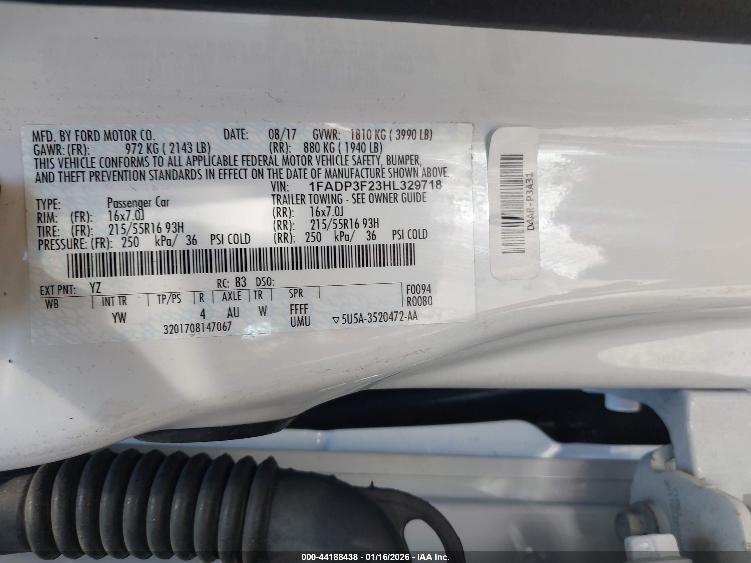 FORD FOCUS image 9