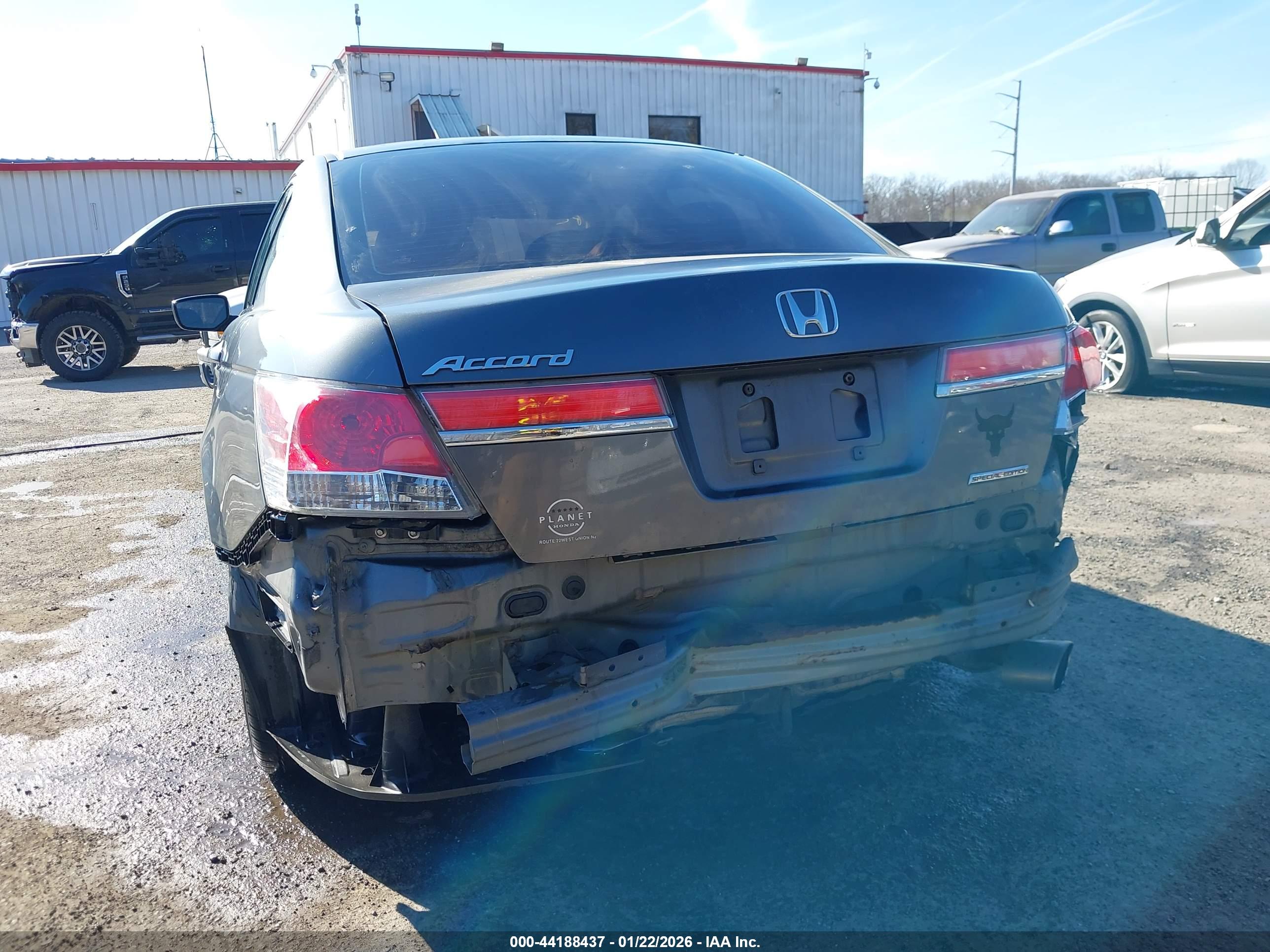 HONDA ACCORD image 6