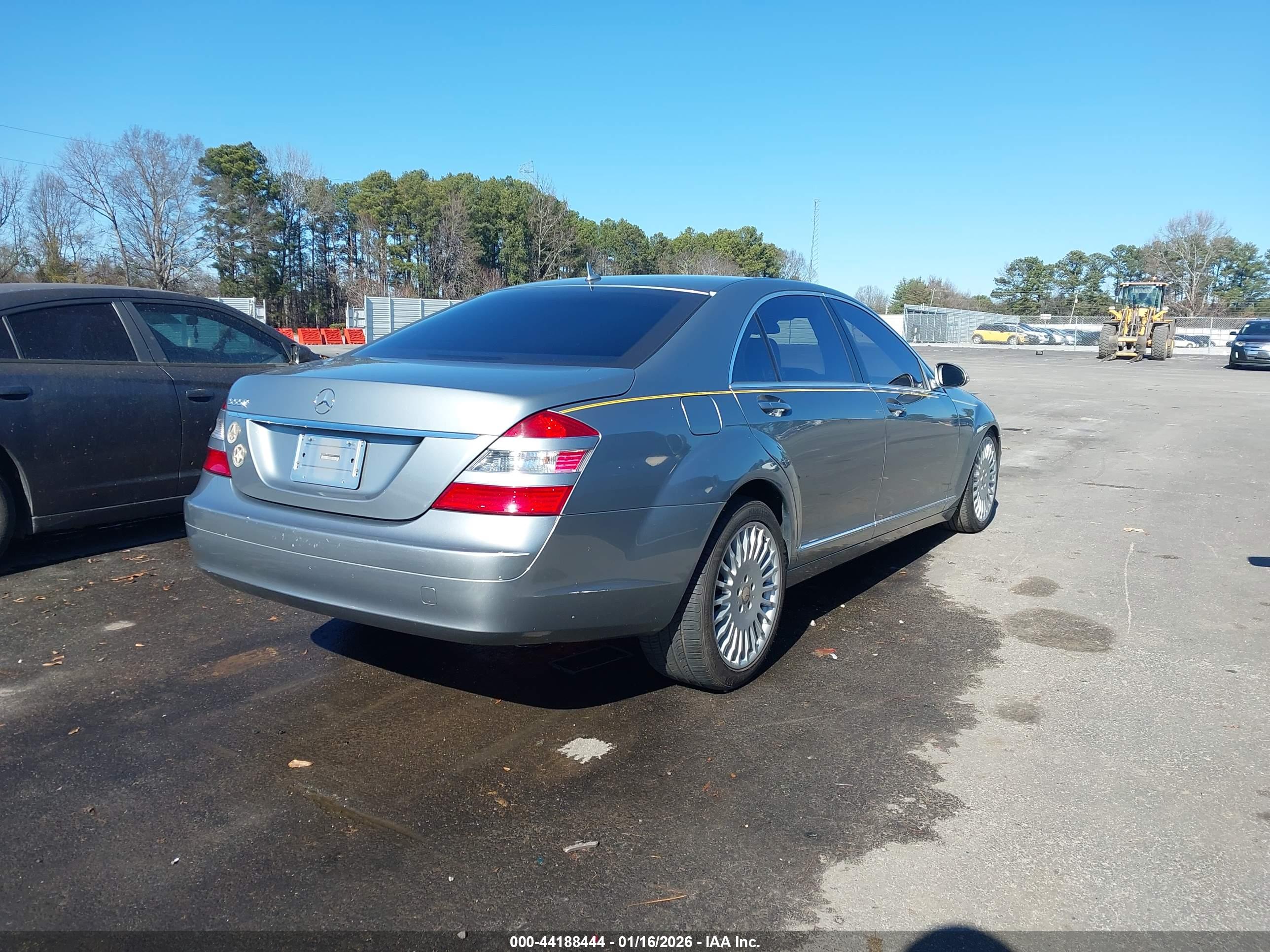 MERCEDES-BENZ S image 4