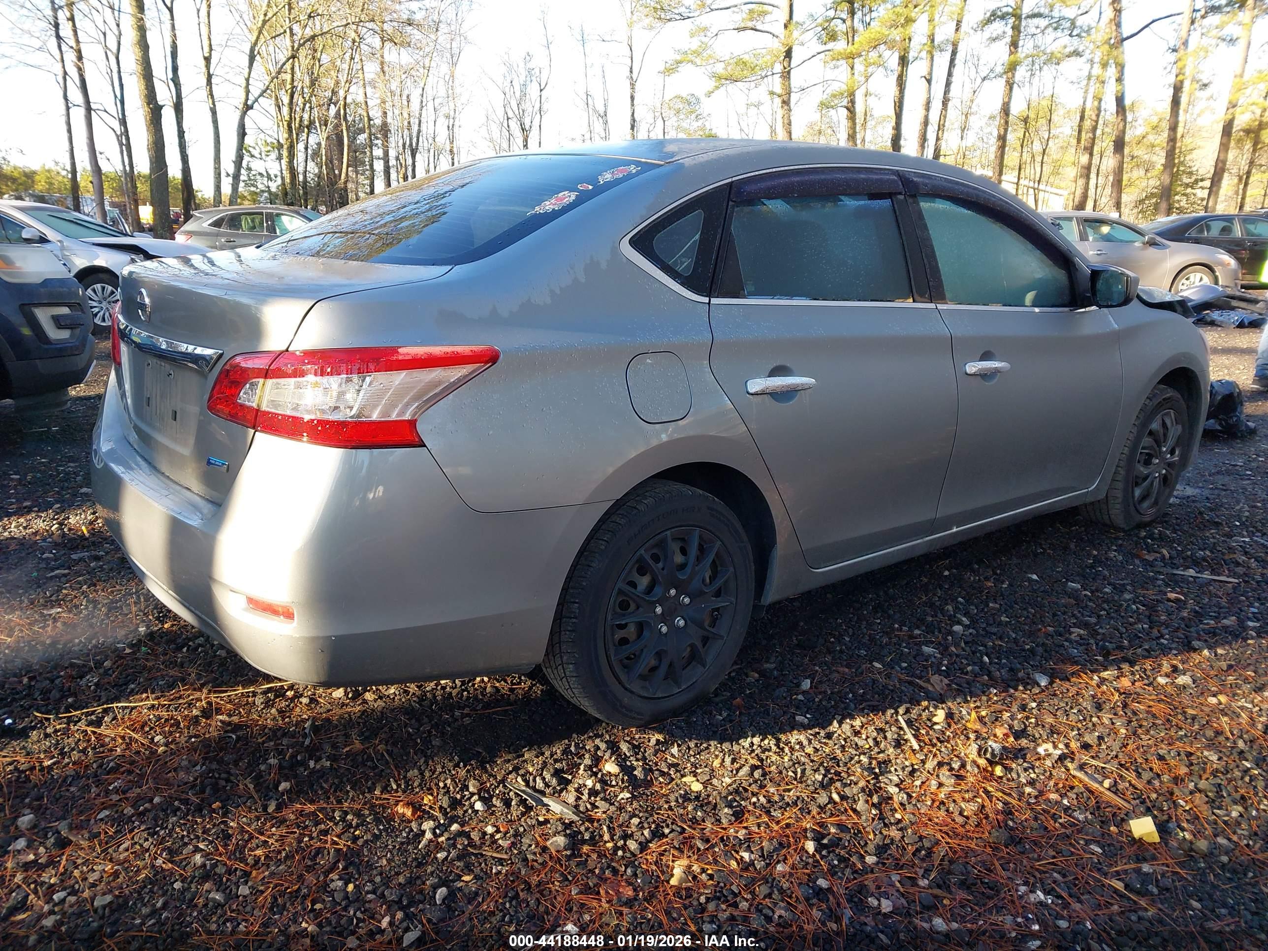 NISSAN SENTRA image 4