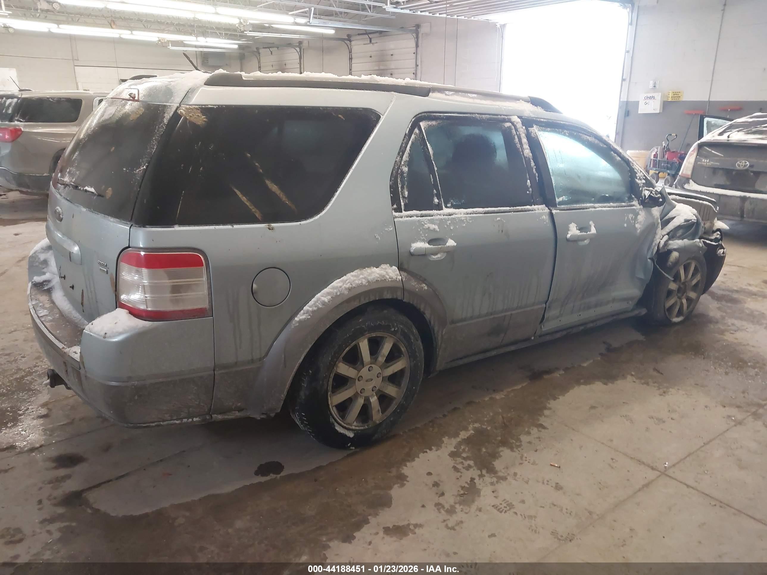 FORD TAURUS image 4