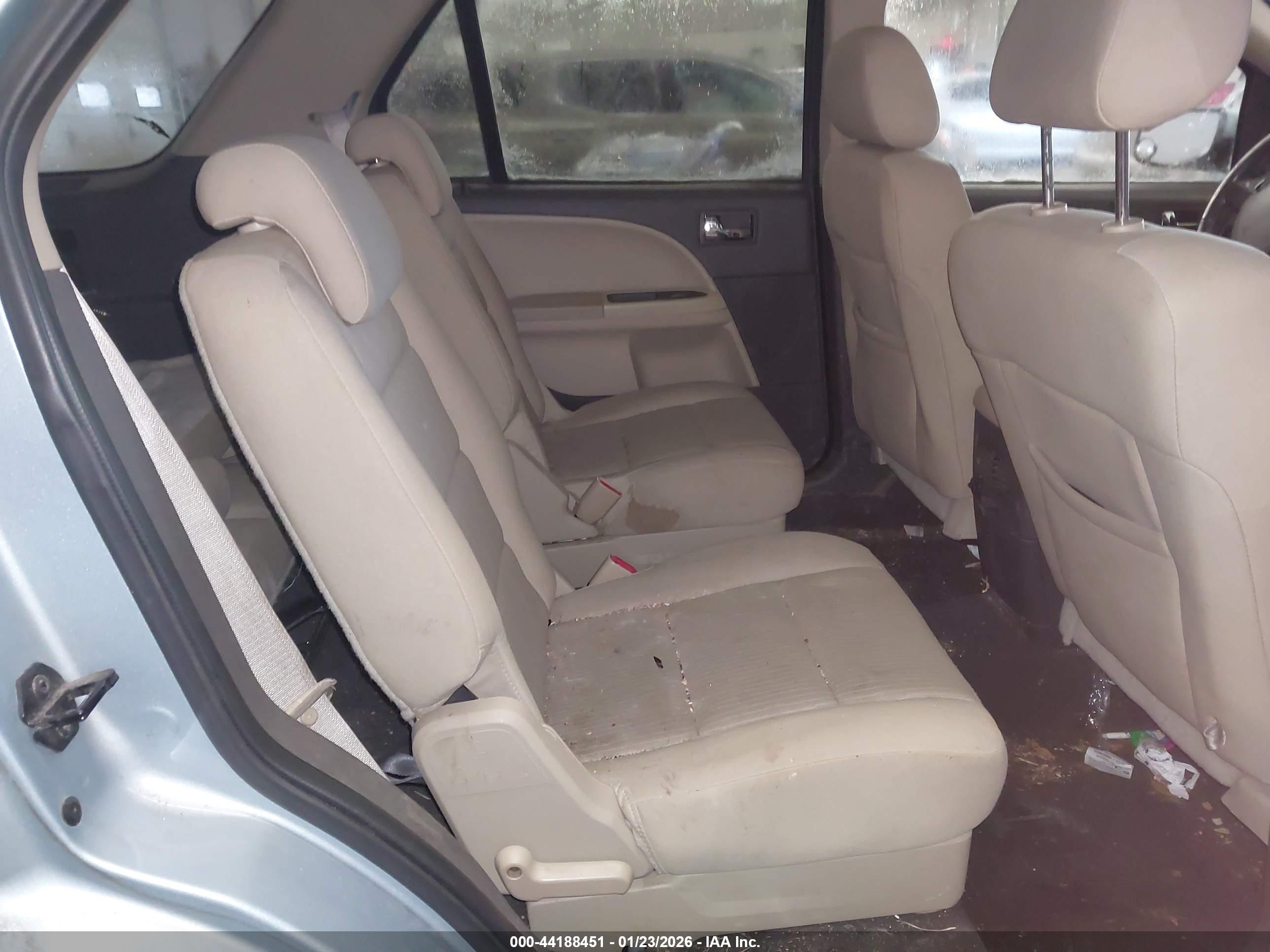FORD TAURUS image 8