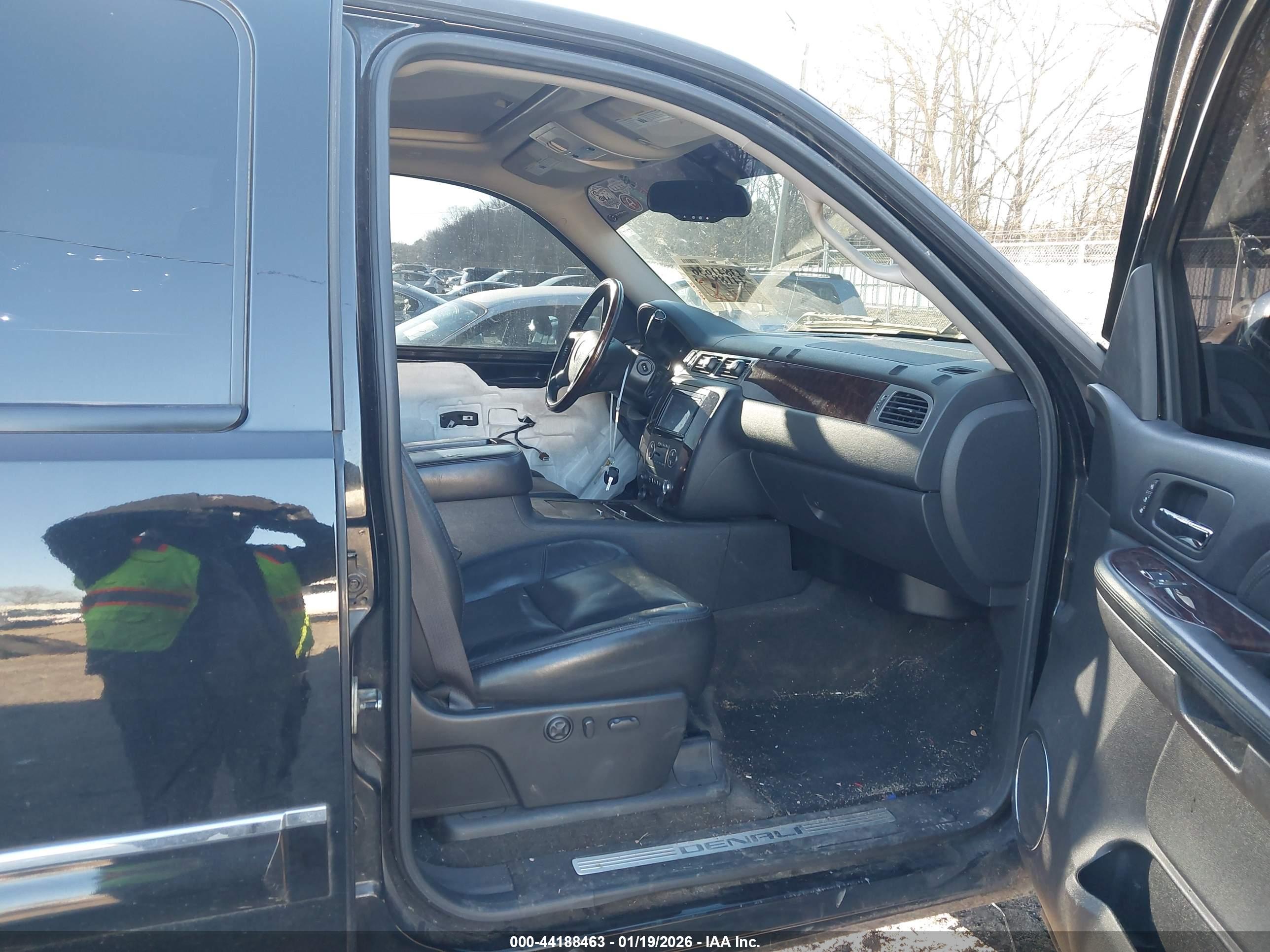 GMC SIERRA image 5