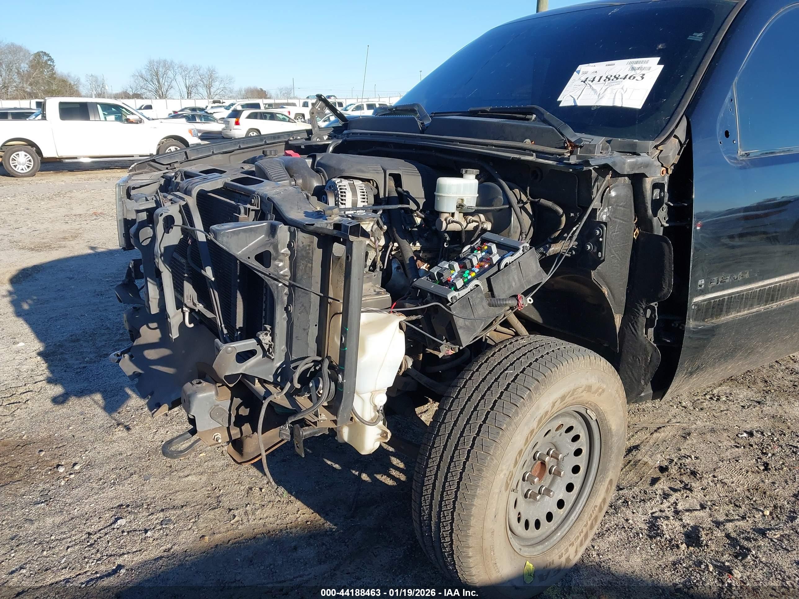 GMC SIERRA image 6