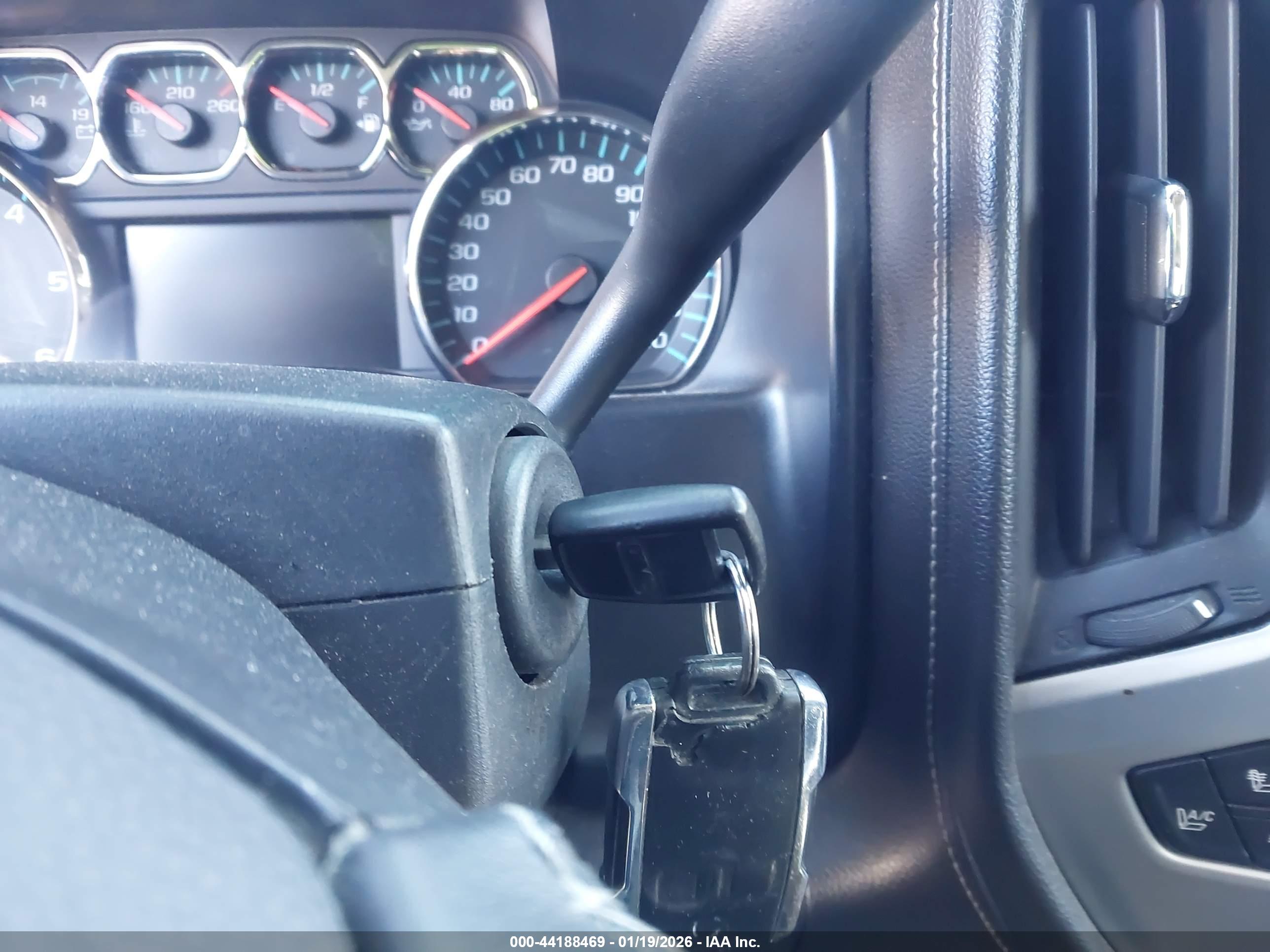 GMC SIERRA image 11