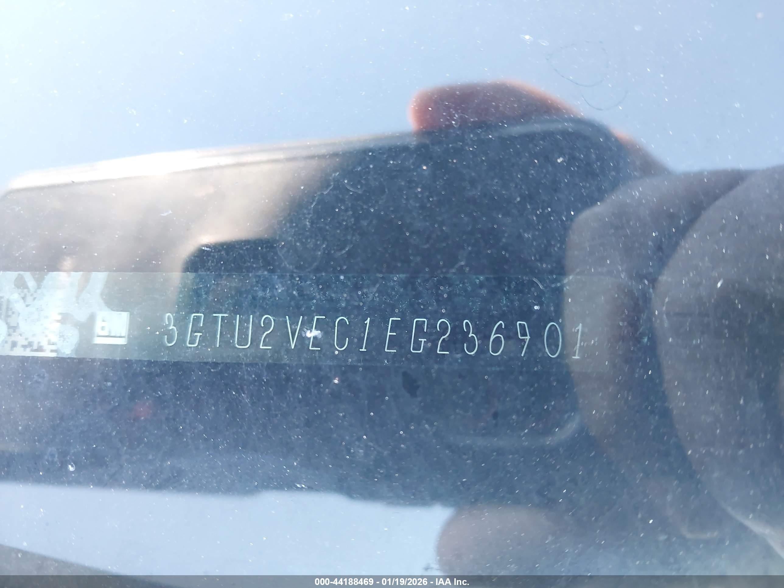 GMC SIERRA image 9