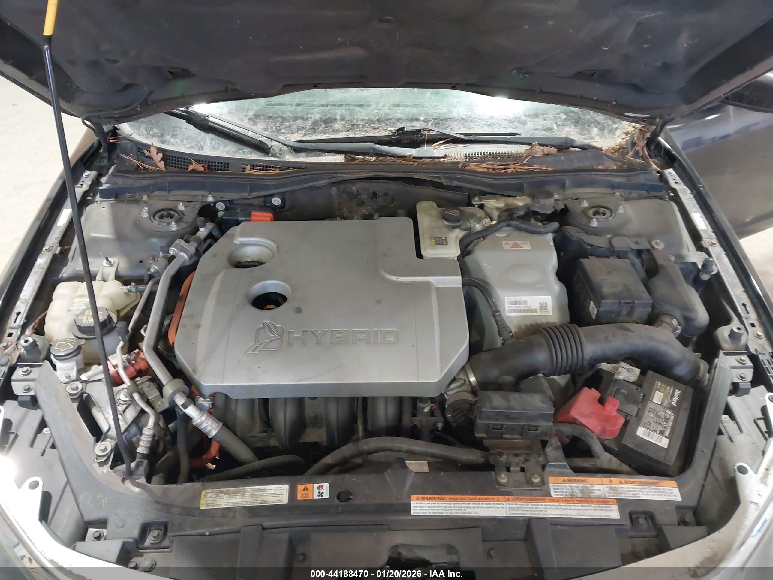 FORD FUSION image 10