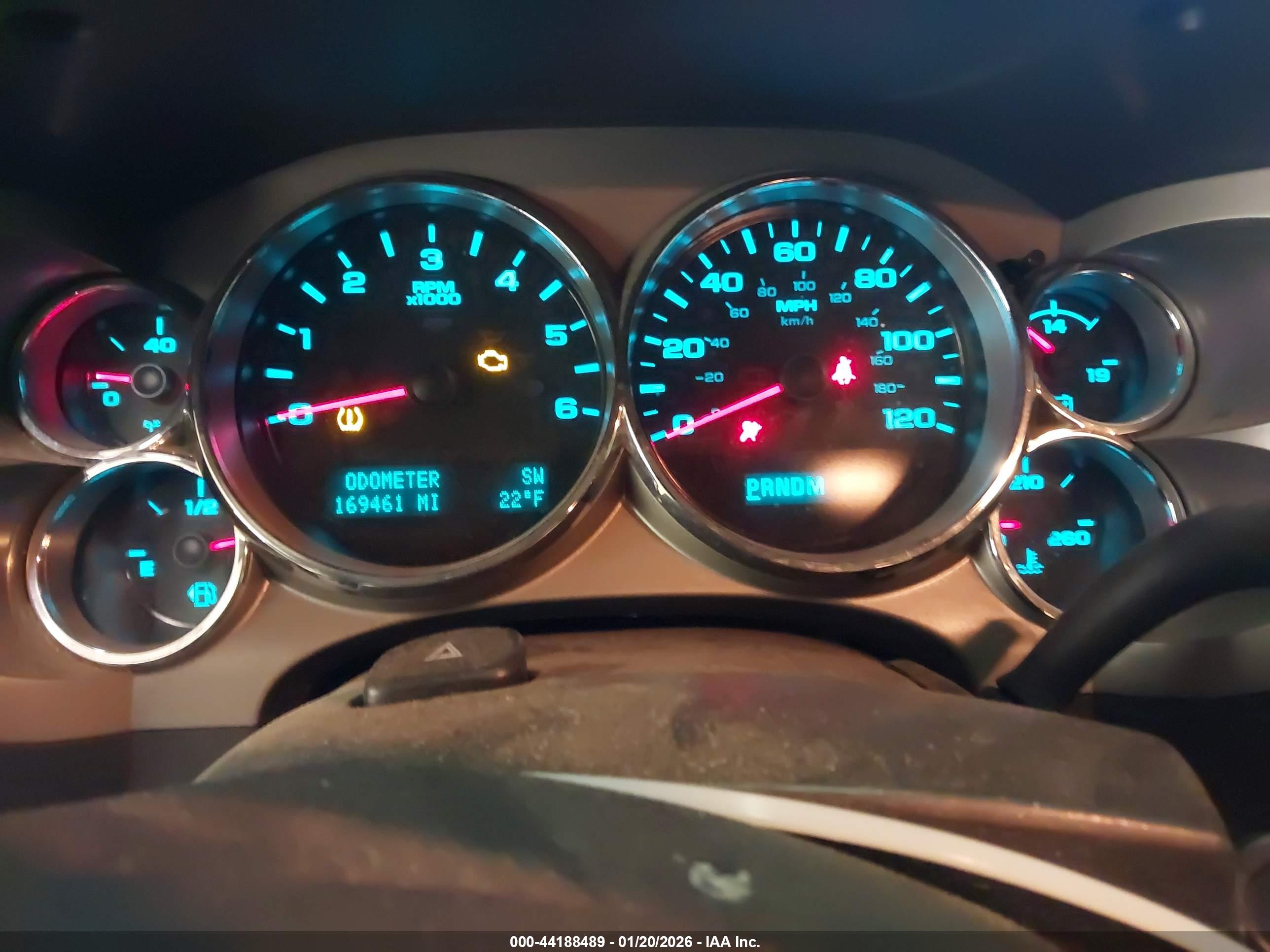 CHEVROLET SILVERADO image 7