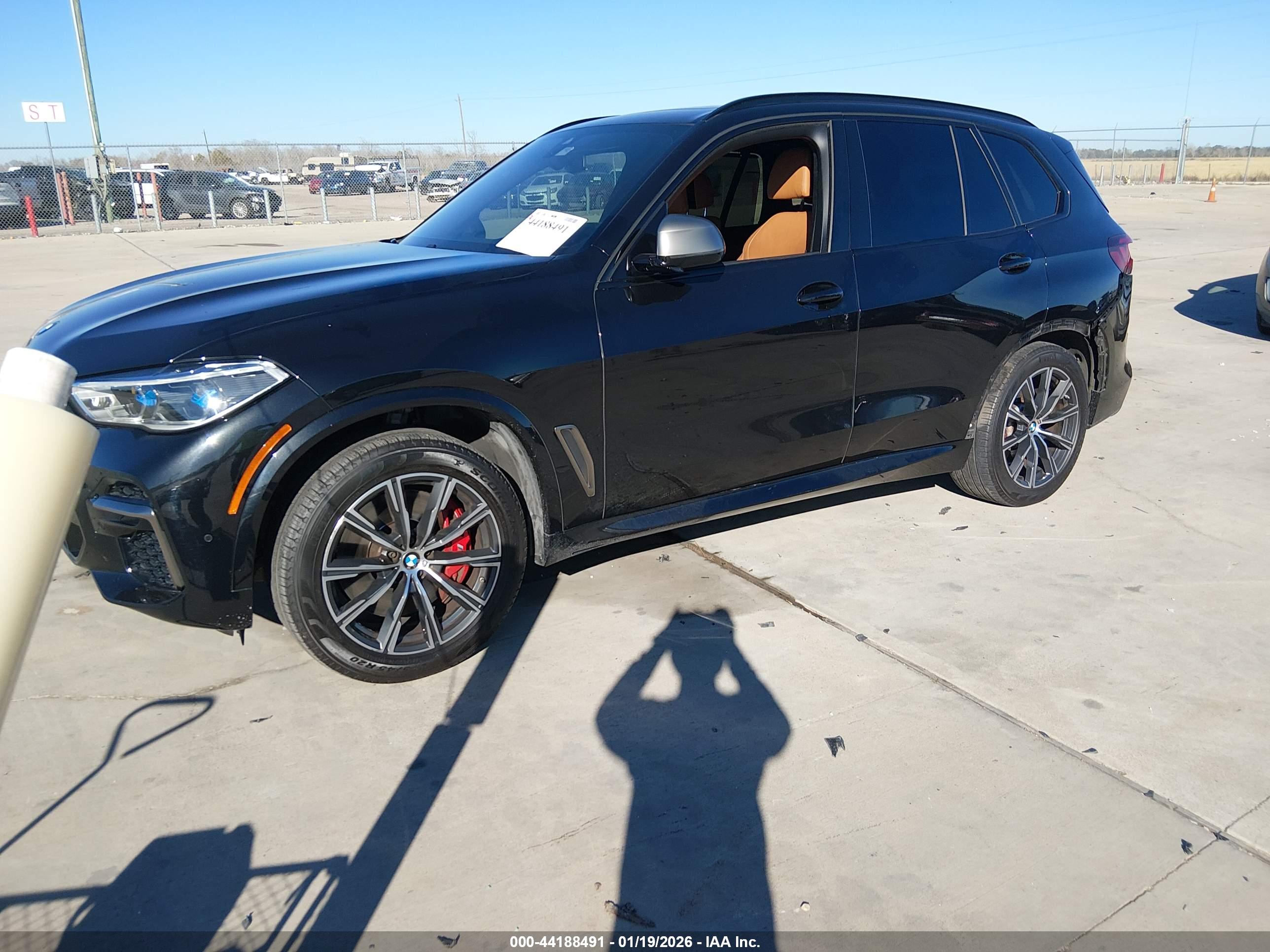 BMW X5 image 2
