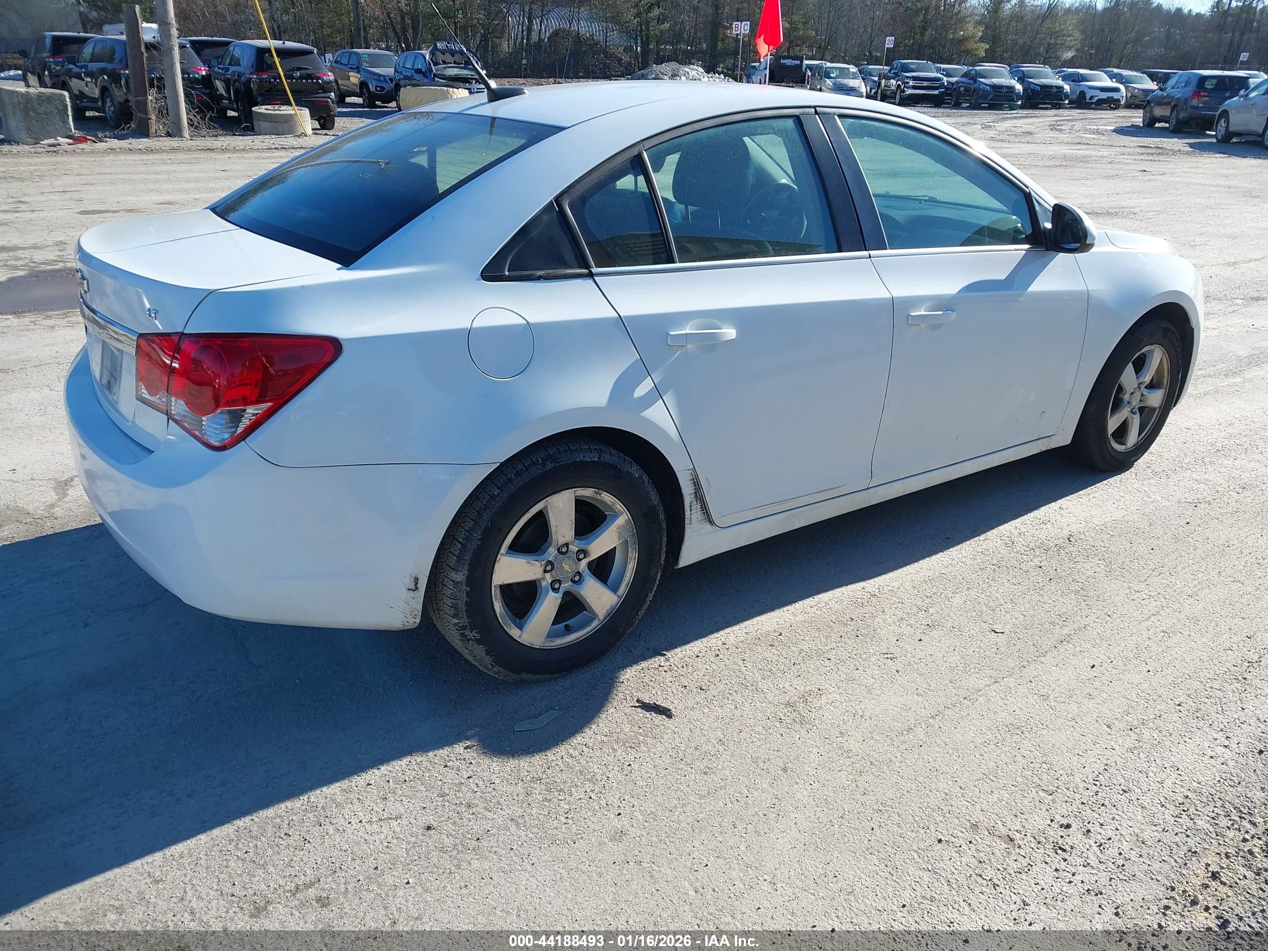 CHEVROLET CRUZE image 4