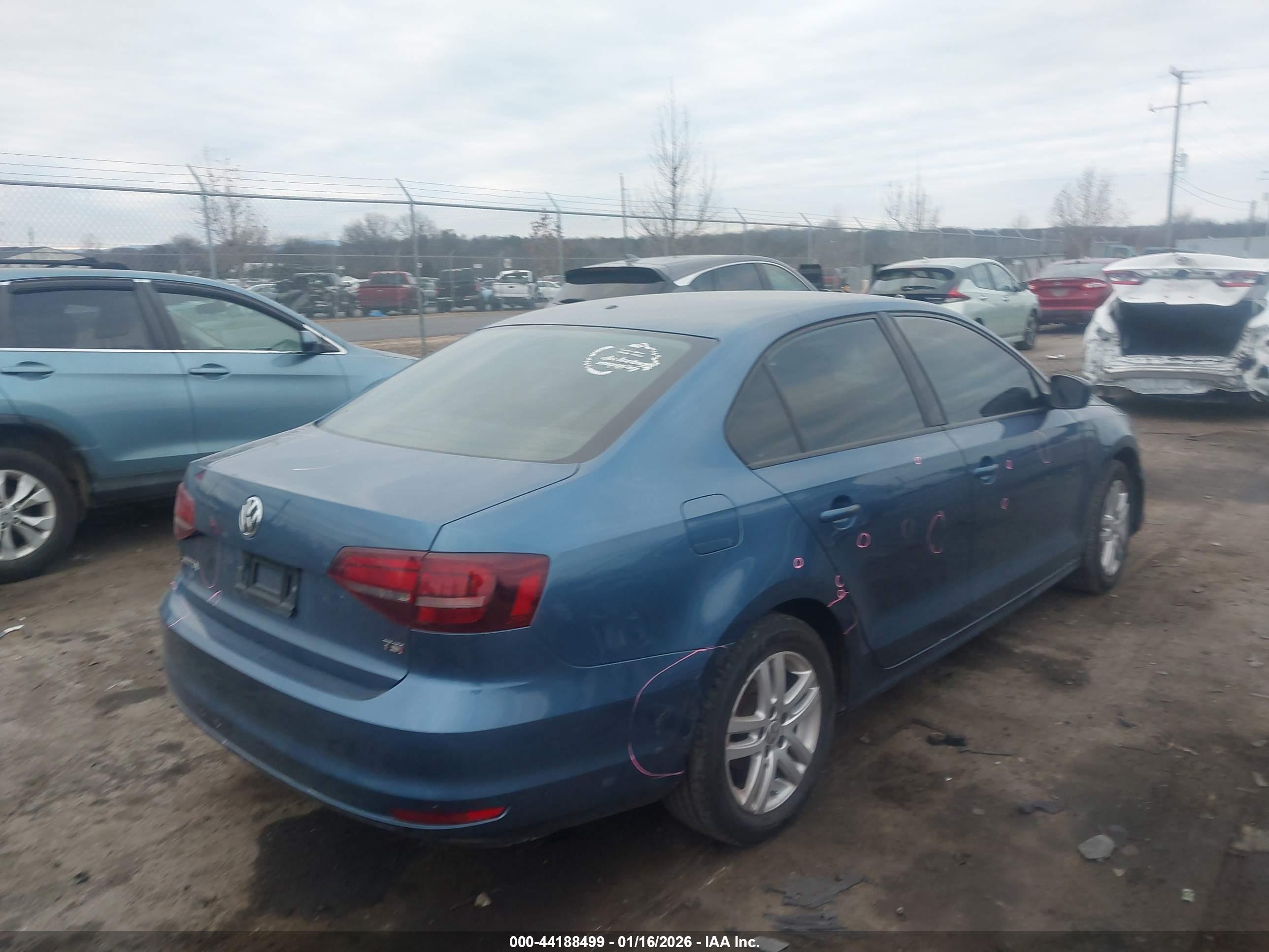 VOLKSWAGEN JETTA image 4